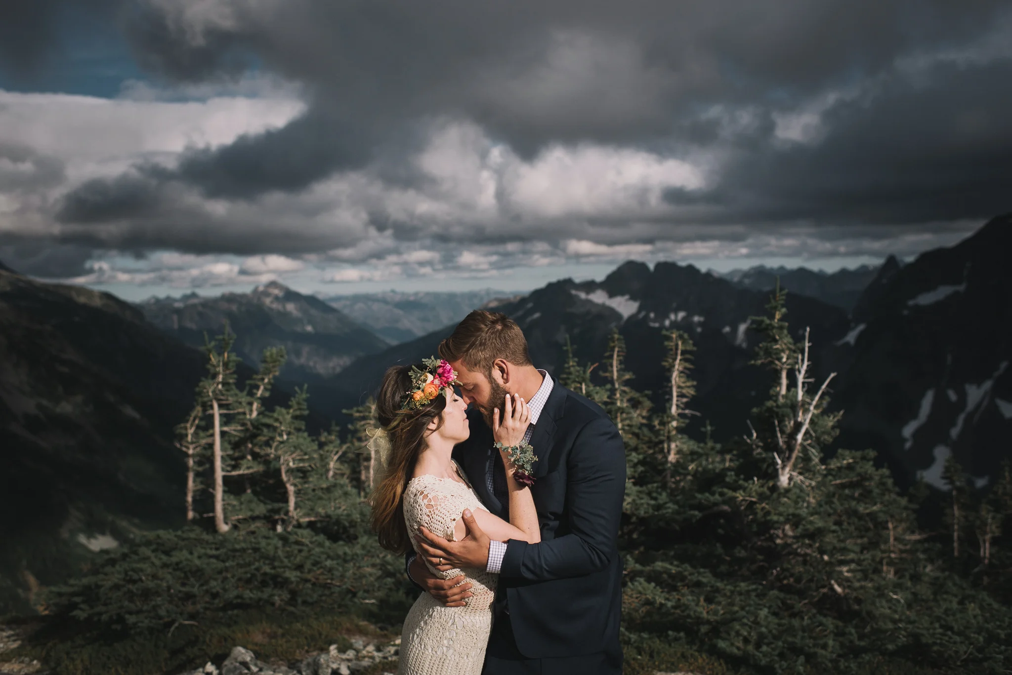 Sahale Arm Elopement In The North Cascades, Washington | Taylor & David