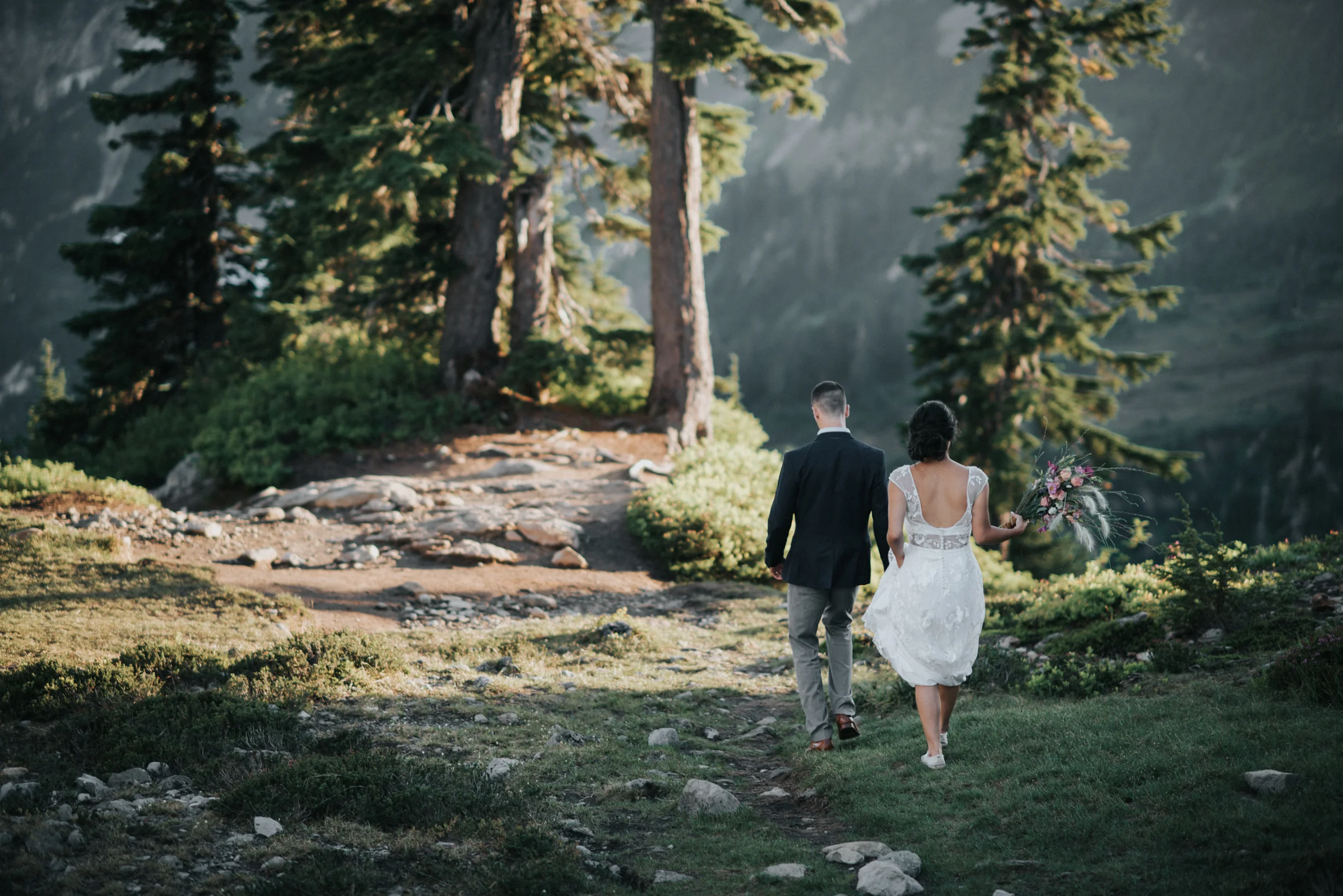 Styled Elopement at Artist Point, Mount Baker Washington | Alyssa & Ethan