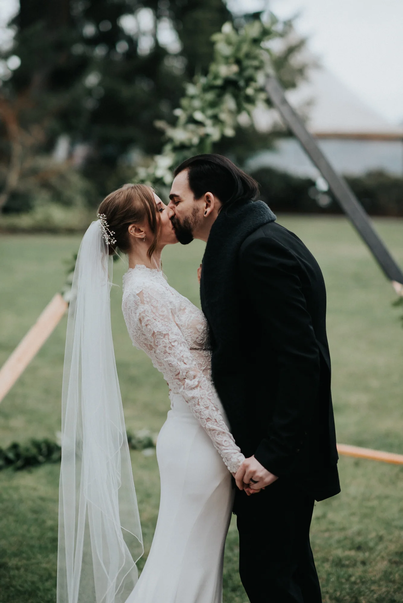 Wedding at Alderbrook Resort & Spa in Union WA | Katherine & Matthew
