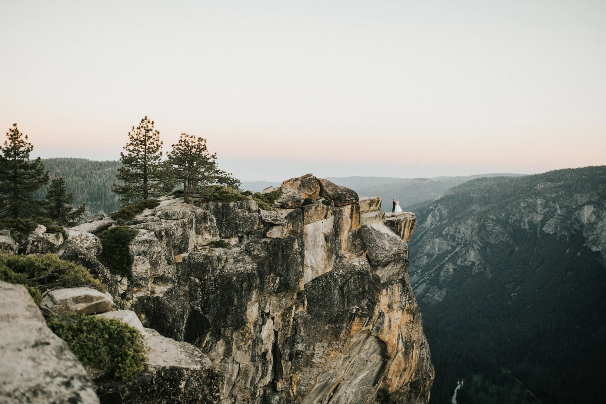 Sunrise Yosemite National Park Elopement at Taft Point