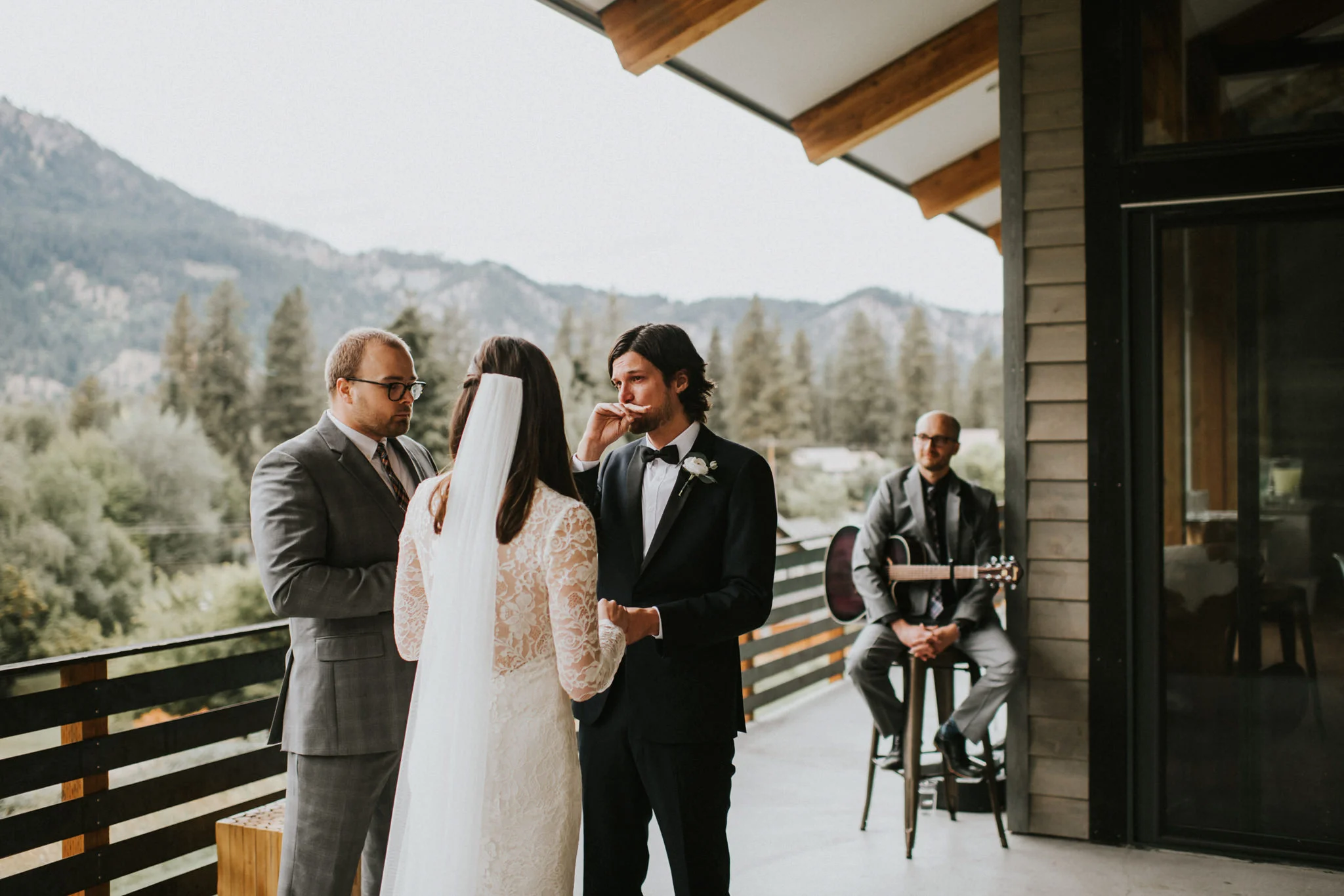 NaMu Lodge Leavenworth Washington Intimate Destination Wedding