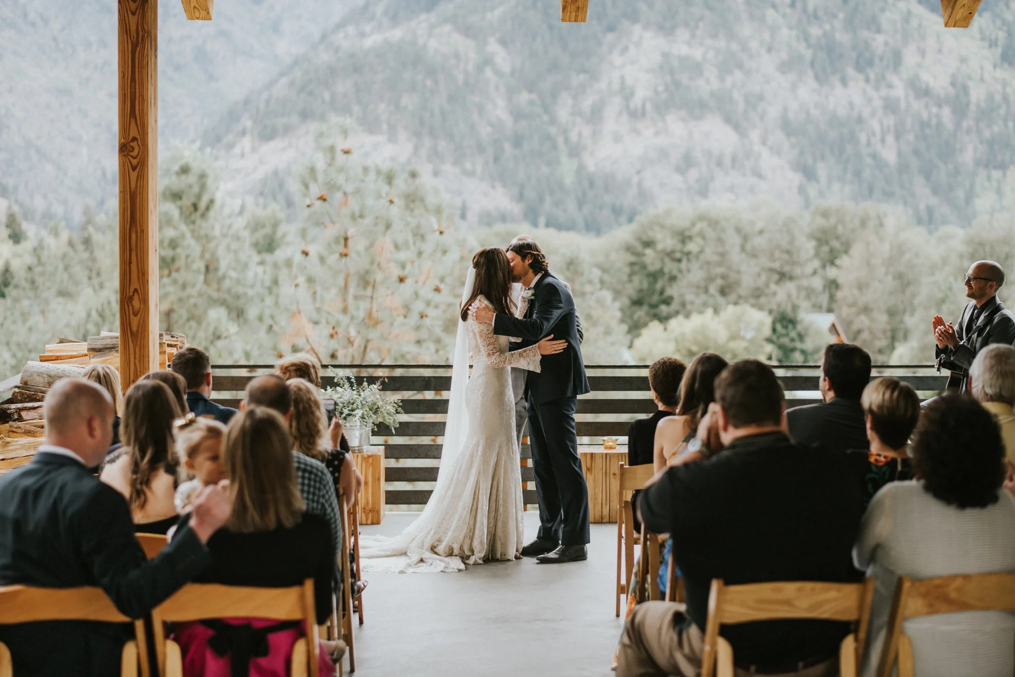 NaMu Lodge Leavenworth Washington Intimate Destination Wedding