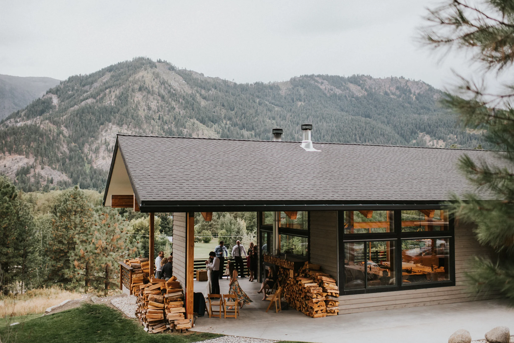 NaMu Lodge Leavenworth Washington Intimate Destination Wedding