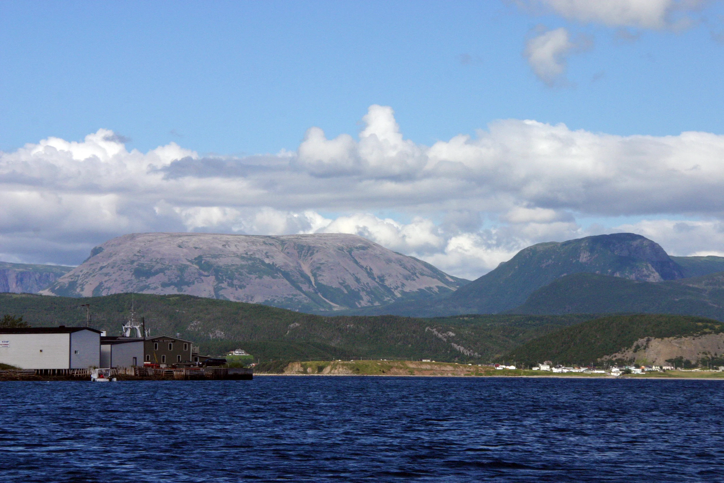 Gros Morne Mountain.JPG