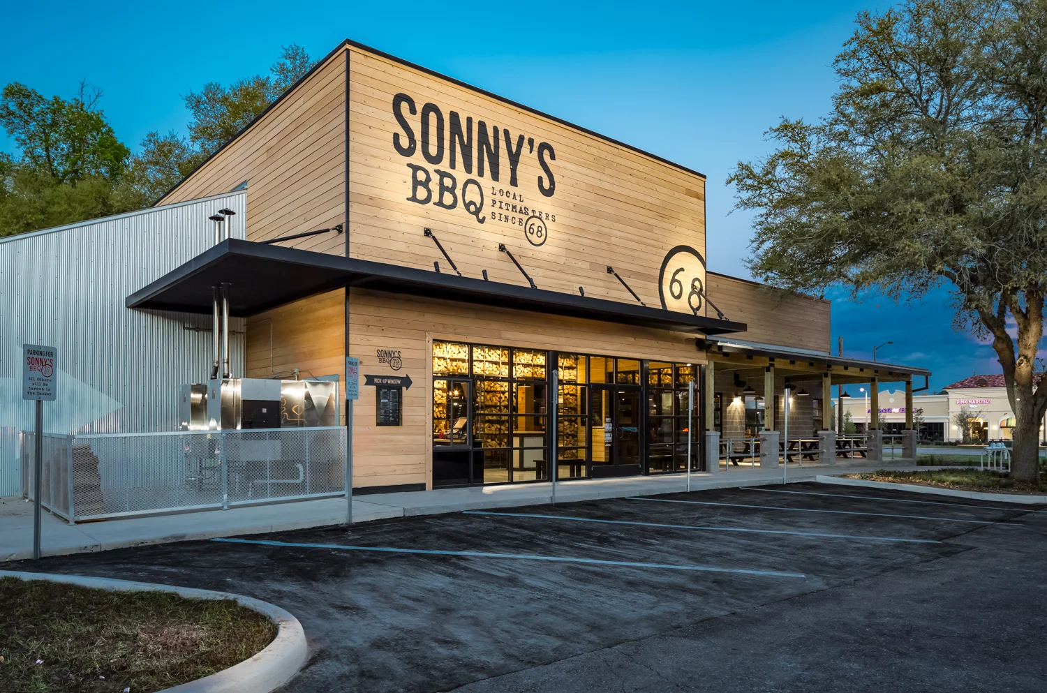 Sonnys BBQ Archer-0252-edit-Edit-Edit.jpg