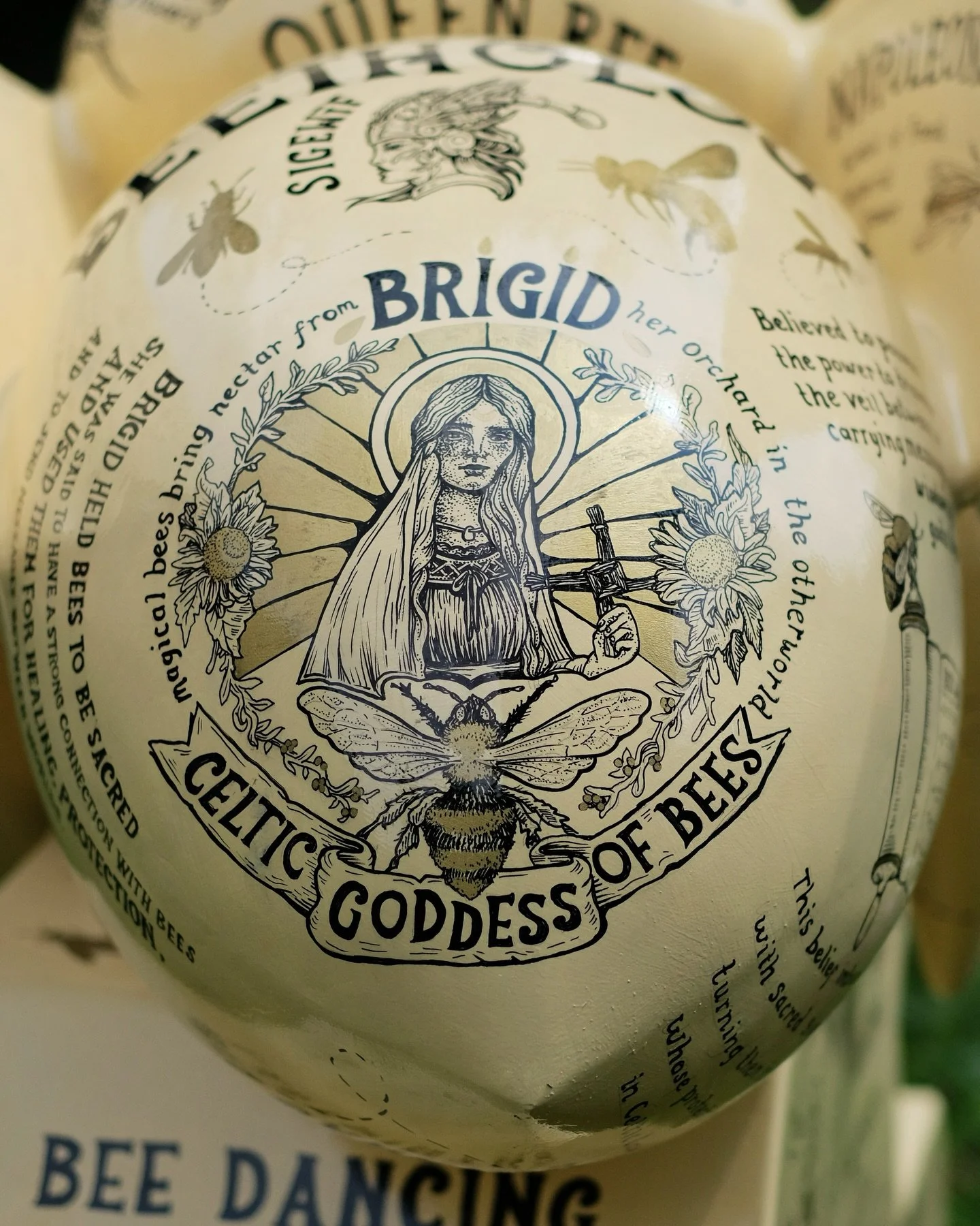 Imbolc Blessings!. 🍀🐝 let us celebrate a goddess and her cosmic bees! I had the chance to paint one of my favourite characters of Irish folklore last year, on the bum of a giant bee&hellip;..

The flame haired harbinger of better times to come as t