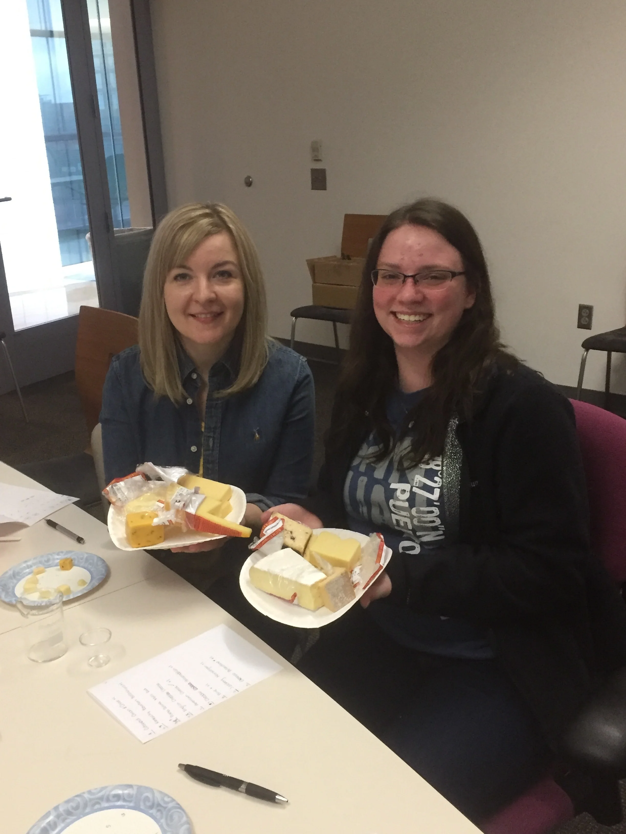 Thompson Lab celebrates our recent PNAS publication!