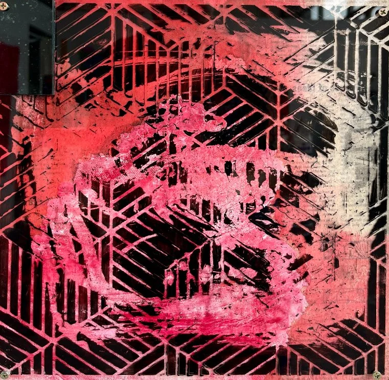 Study C (Pink), 2024. Oil, collage and acrylic sheet on wood. 12ｘ12 in. (30ｘ30 cm)