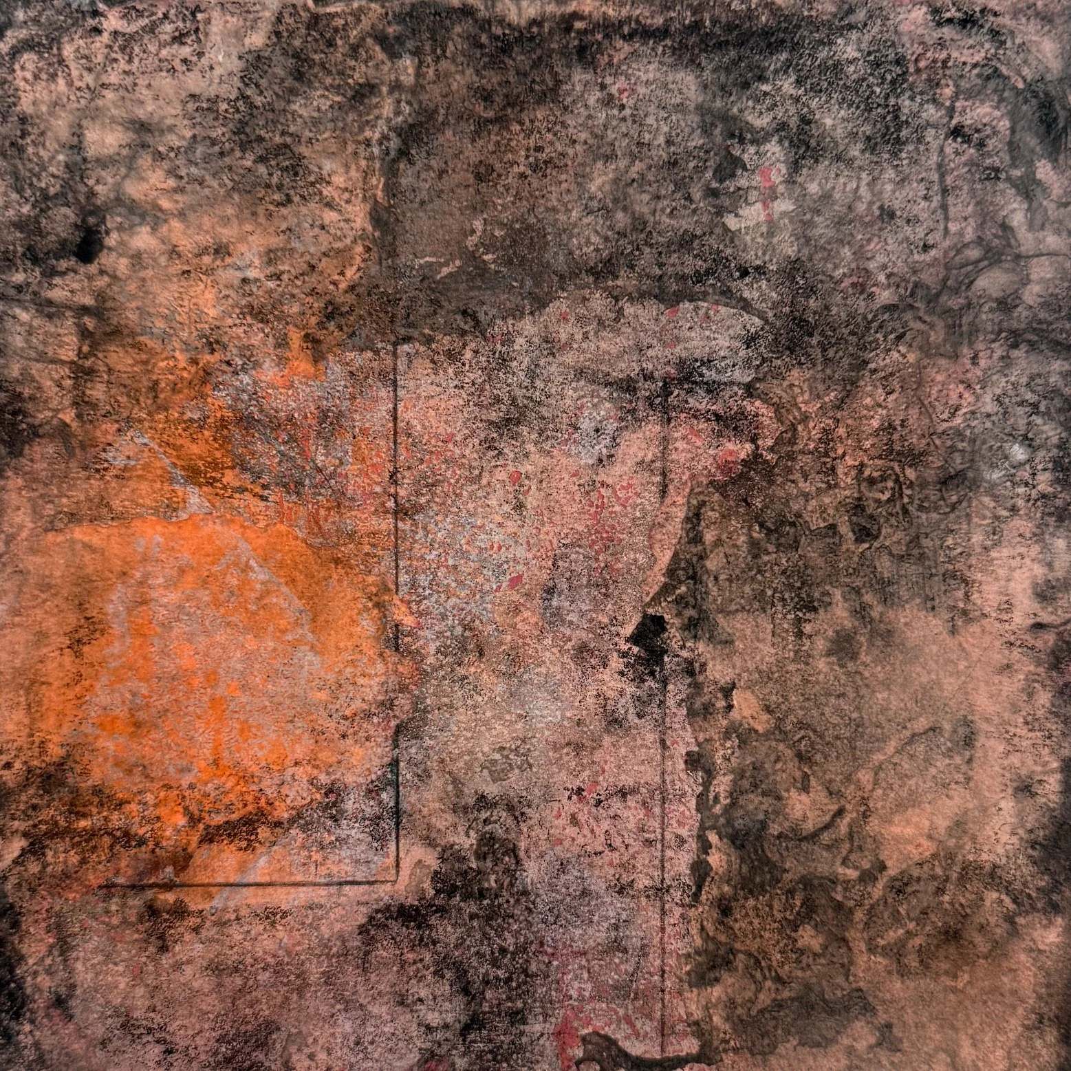 Silencio estratificado, 2026 | Oil and paper on panel | 8 x 8 inches