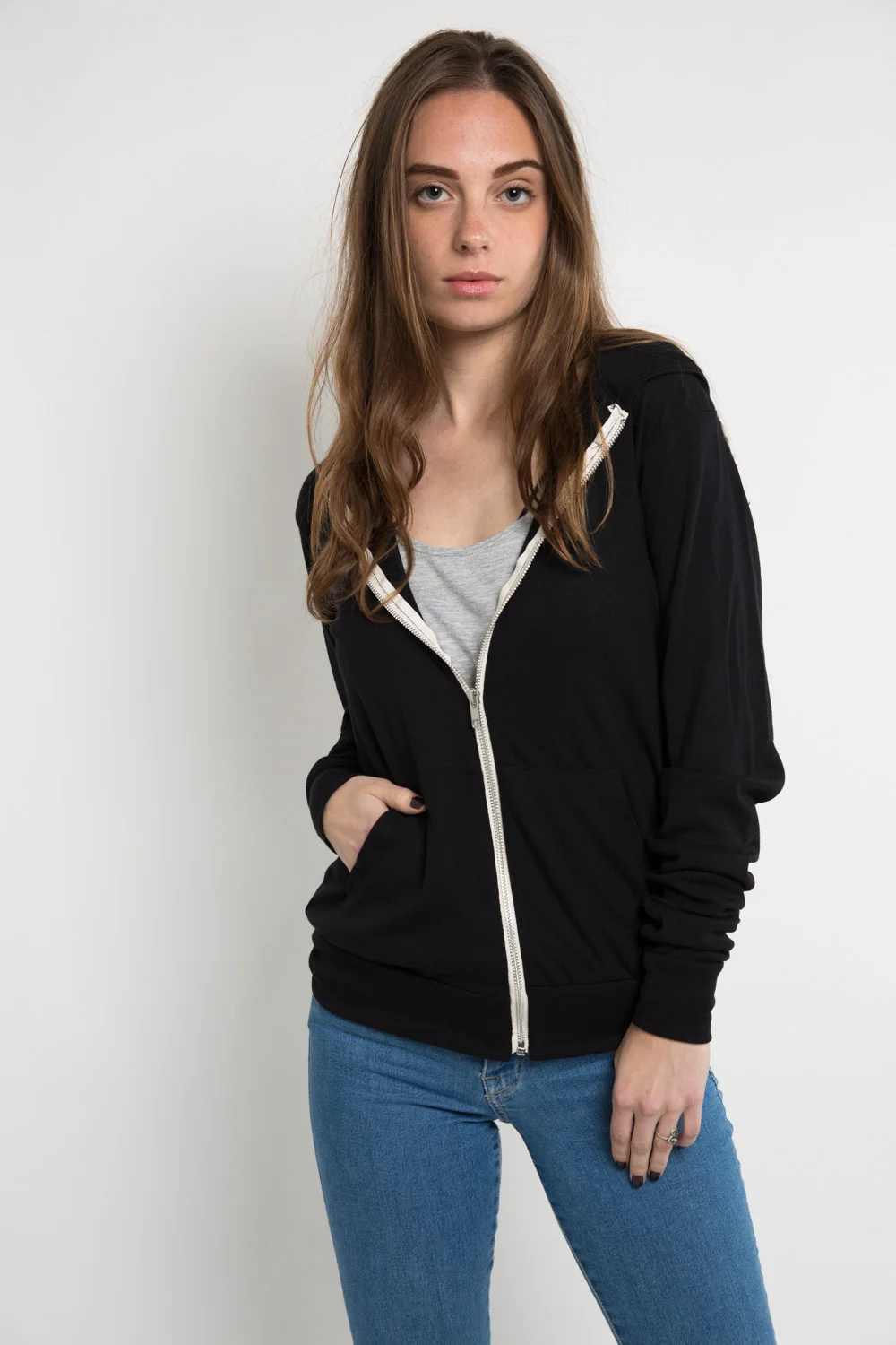 Womens V Neck (10 of 15).jpg