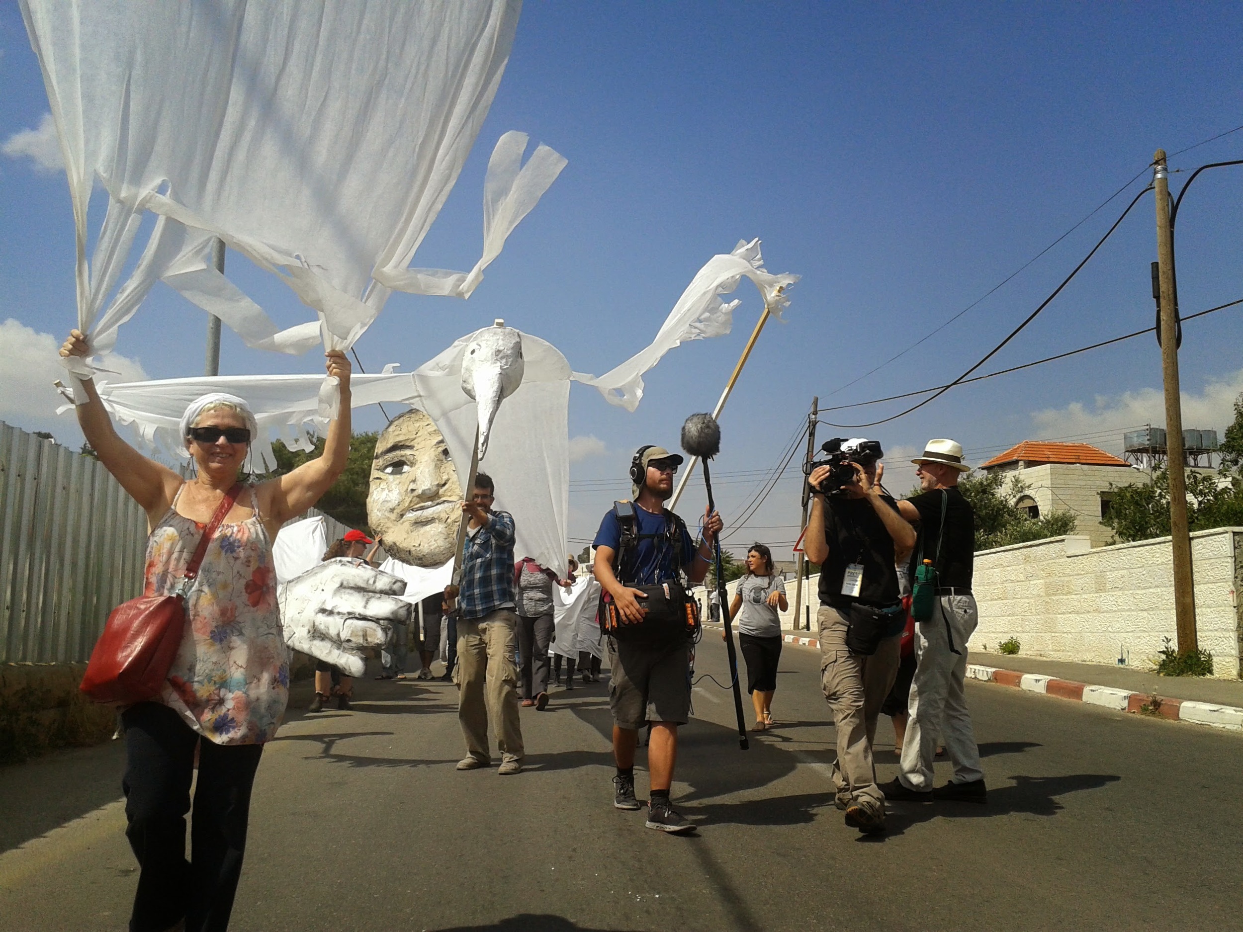 Israeli Palestinian puppet show