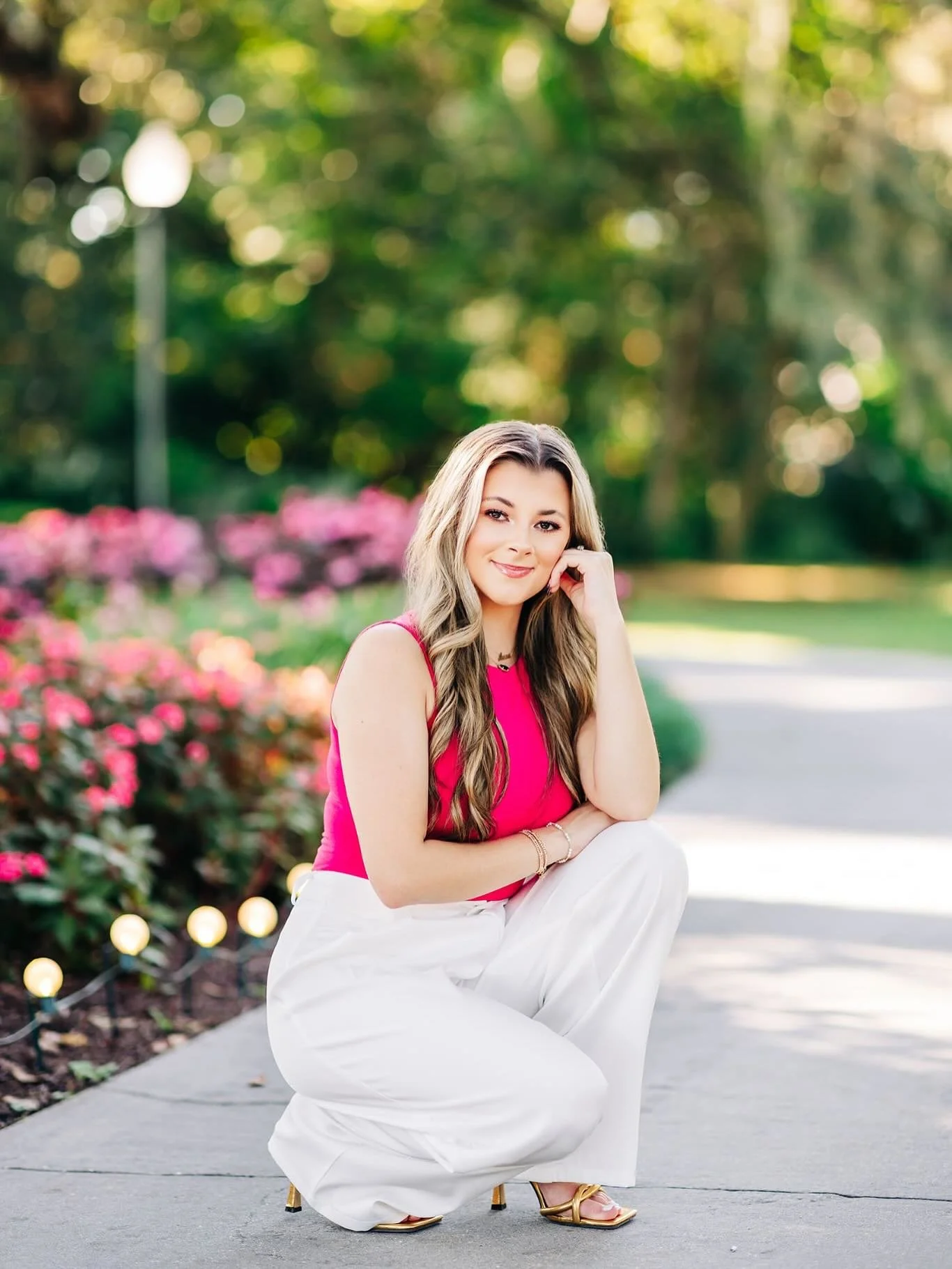 It&rsquo;s been a busy couple weeks around here and I have lots of sneak peeks to get out into your feeds! Starting today with beautiful St Amant senior Anna!😍