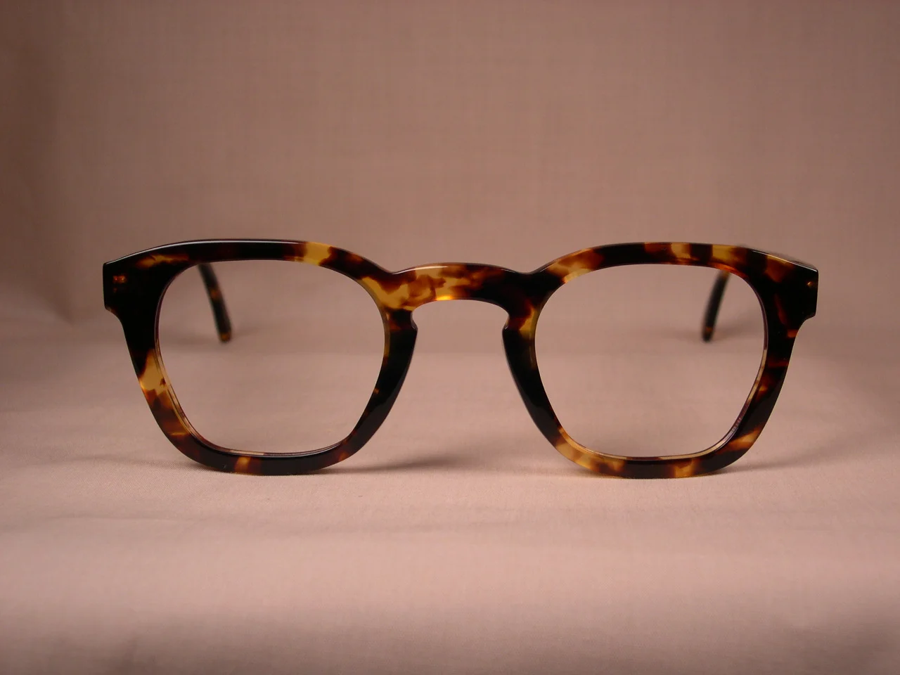 Indivijual Custom Glasses 43.jpg