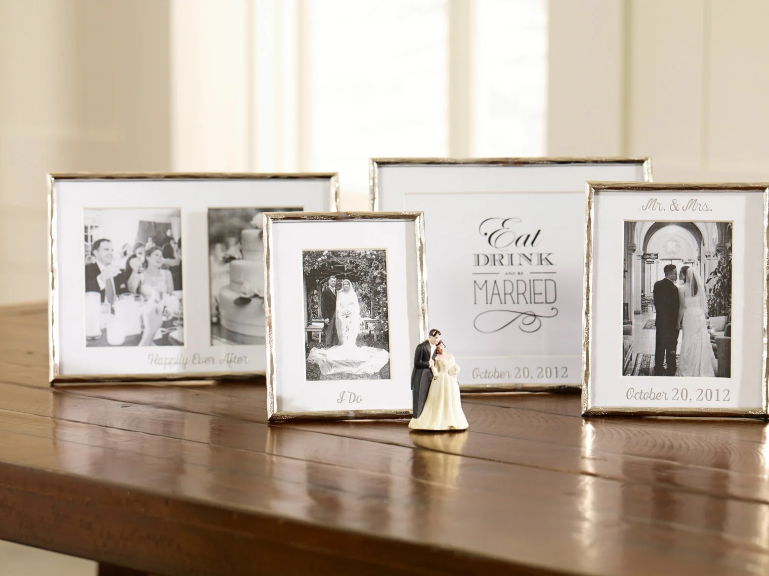 SP13_PBWedding_square_pictureframes_dm-52x_o.jpg