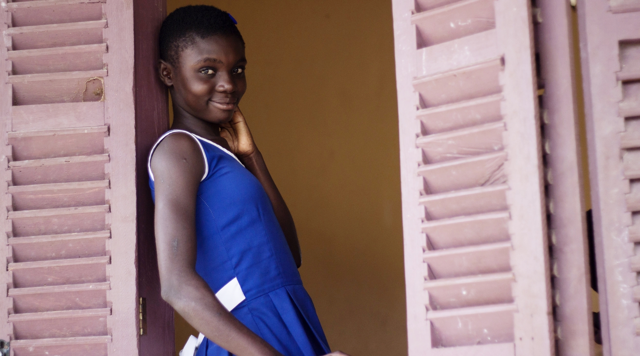 Bahankra girl in window 3.jpg