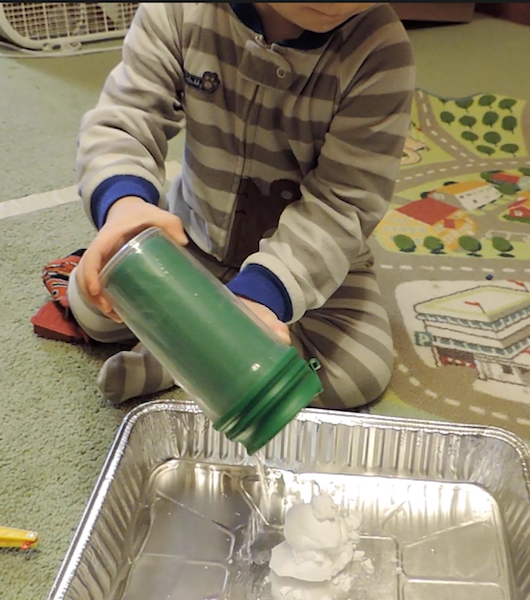 3 snow Indoor Activities to keep a toddler happy and busy.png