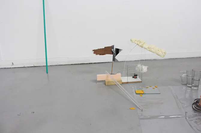 Untitled, glasses, wood, transparency vinyl, etc, 2015 @DongKwang Jo