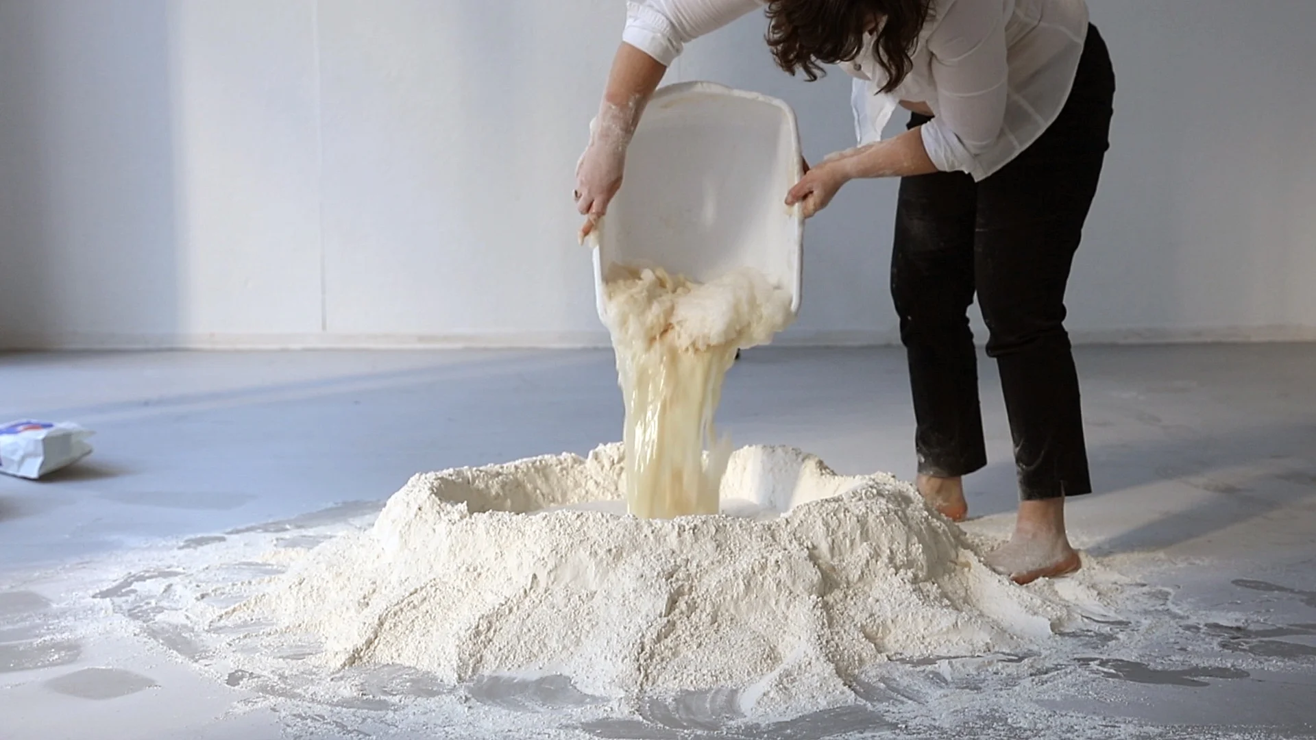 Untitled Dough Project (Kneading), 2015