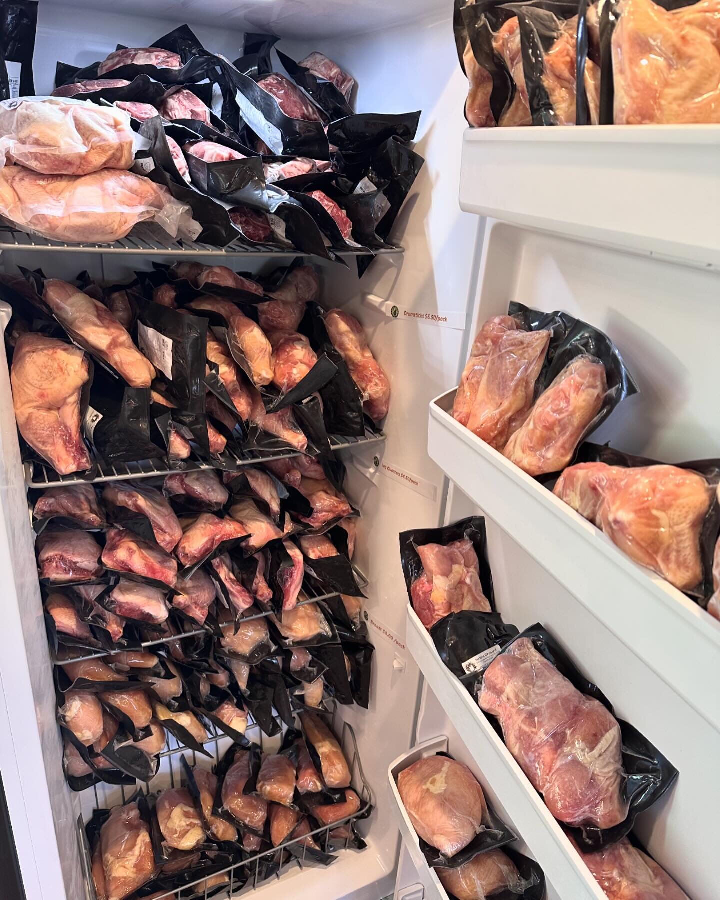 Restocked New fresh cuts of 
🐔 Chicken Drumsticks, Leg quarters, wings, whole chicken, &amp; boneless breast
🐑 lamb chops
🐄 Ground Beef, Sirloin, ribeye, flank, &amp; more!
🐖 Pork arriving by Wednesday