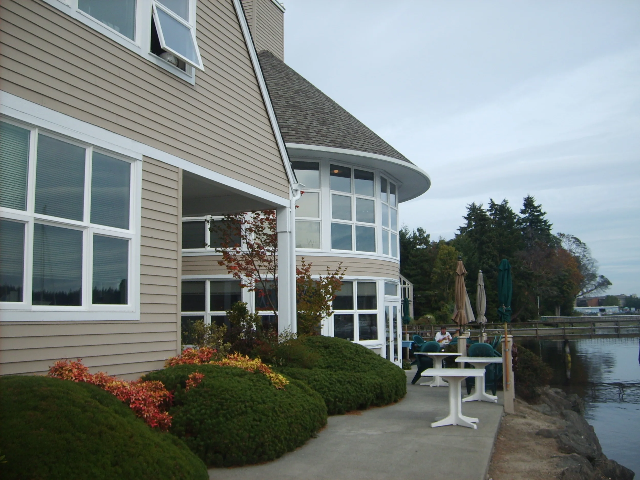 exterior painting bainbridge island across from Docks