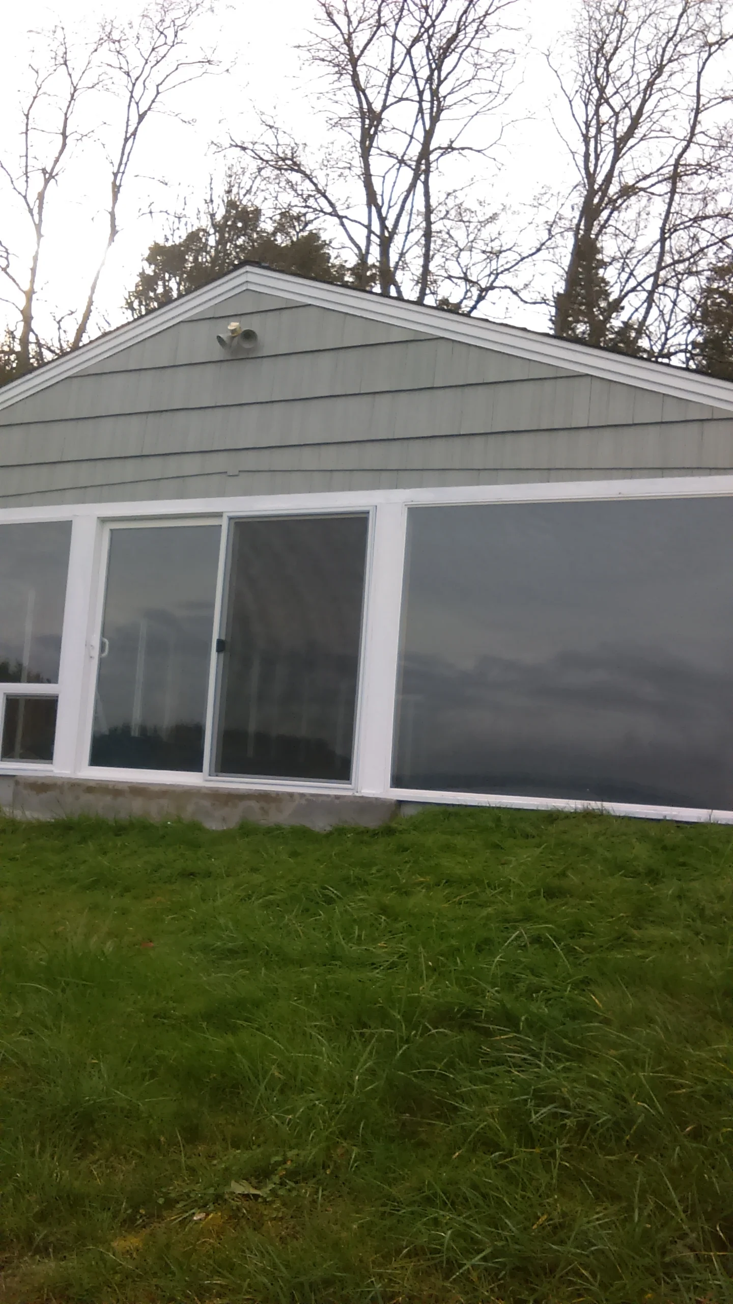 Harriet and Dick Weatherford Exterior painting "after" photos 11177 SE Tola Rd. Port Orchard, WA 98366