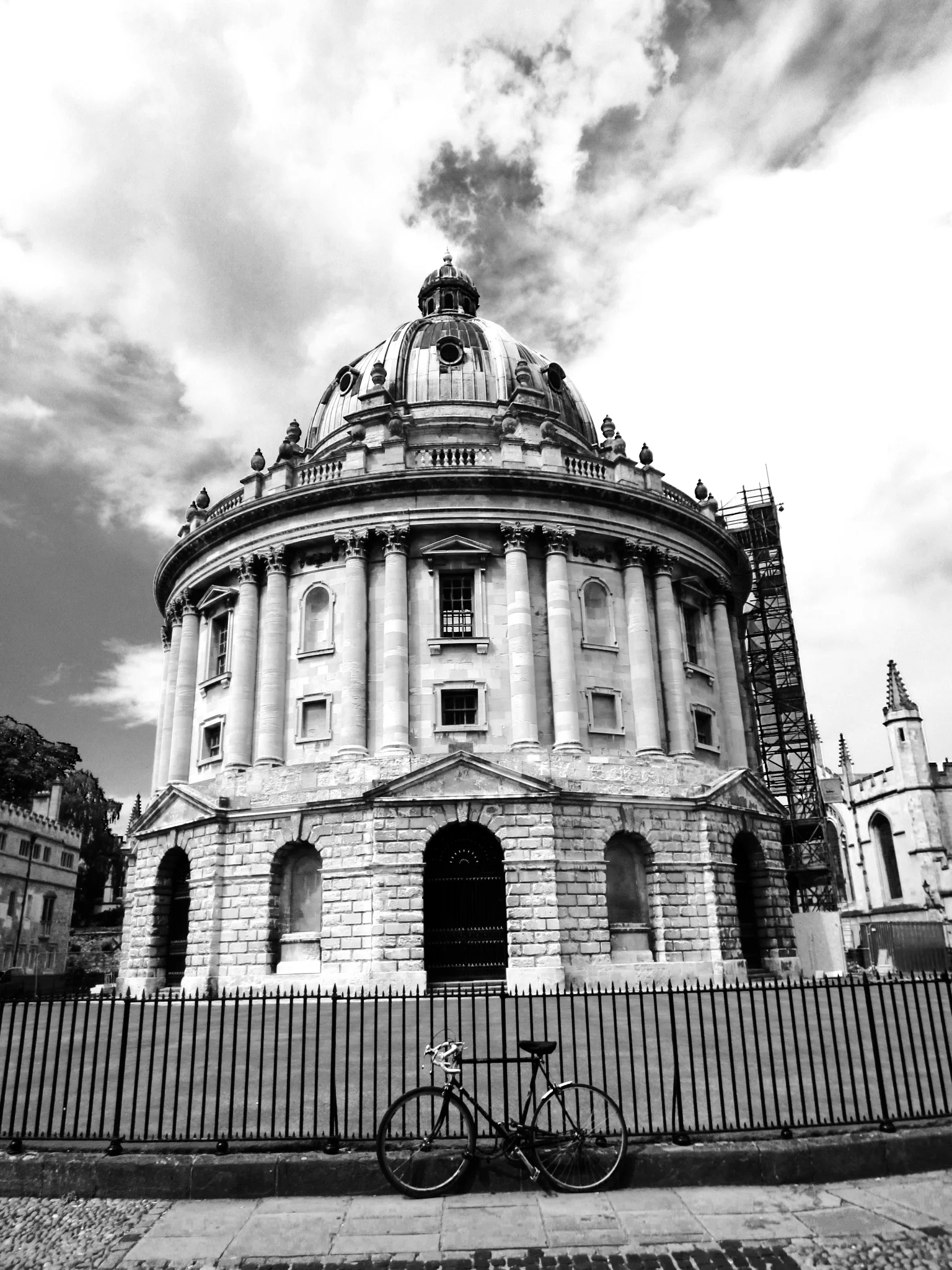 Oxford b:w.jpg
