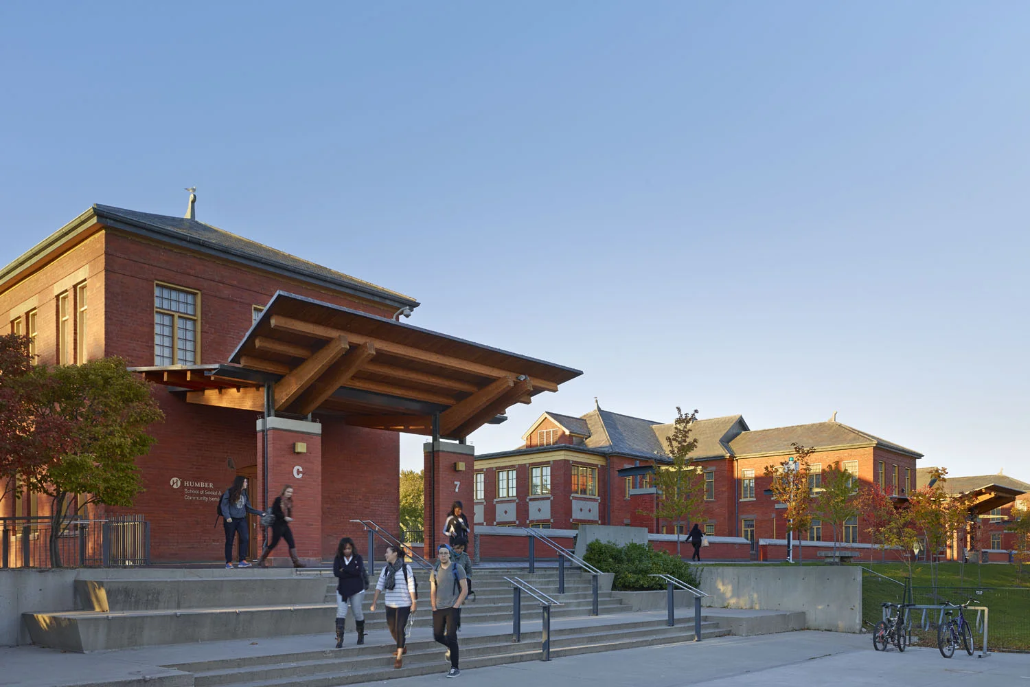 Humber College Lakeshore Campus, Taylor Hazell Architects