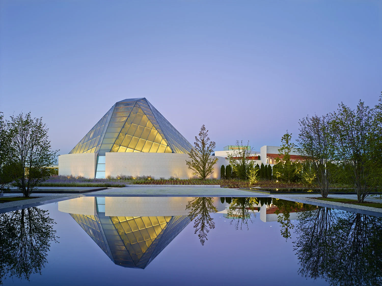 Ismaili Centre Toronto4.jpg
