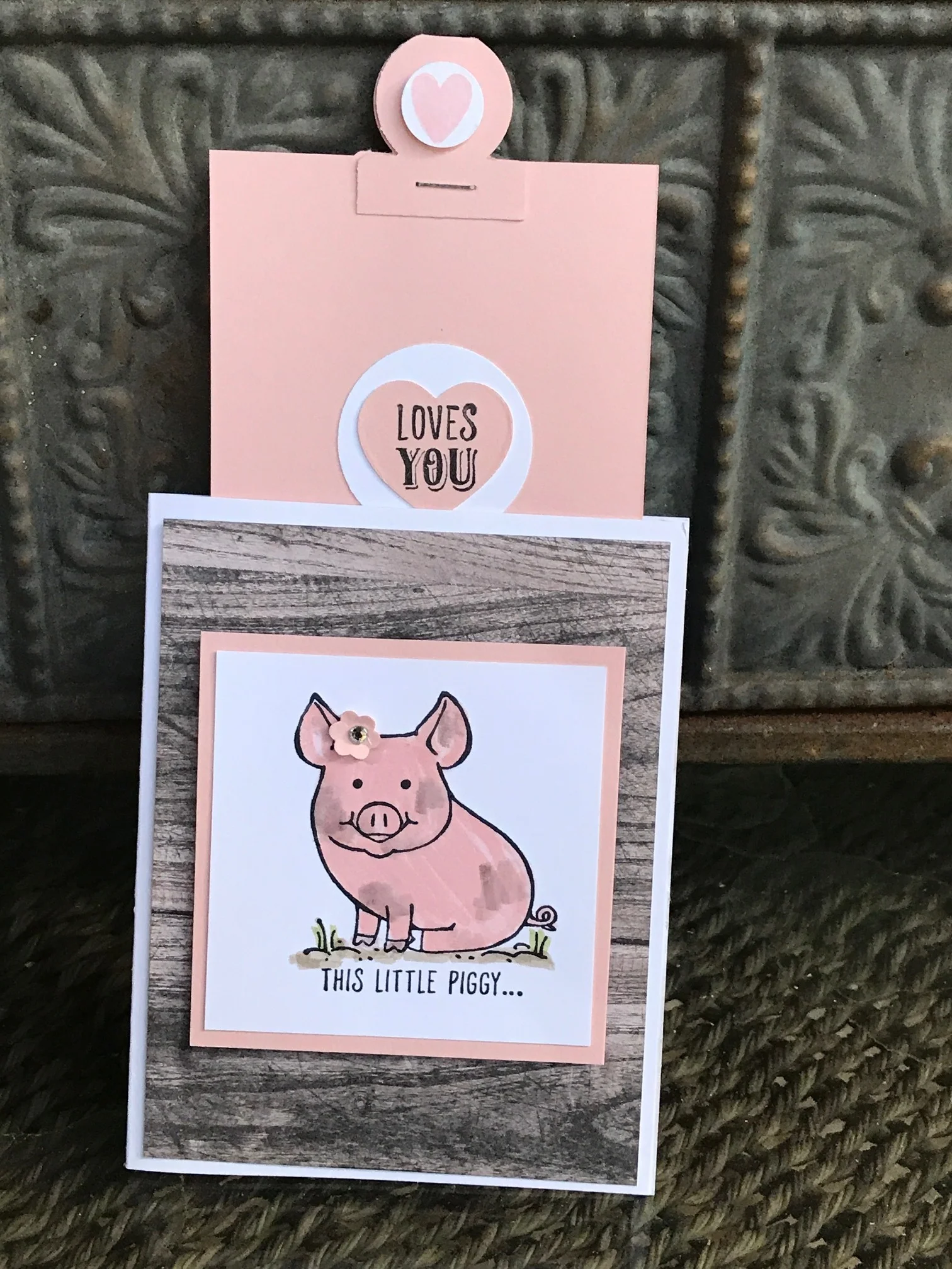 This Little Piggy Gift Pull Card - www.stampedwithaloha.com