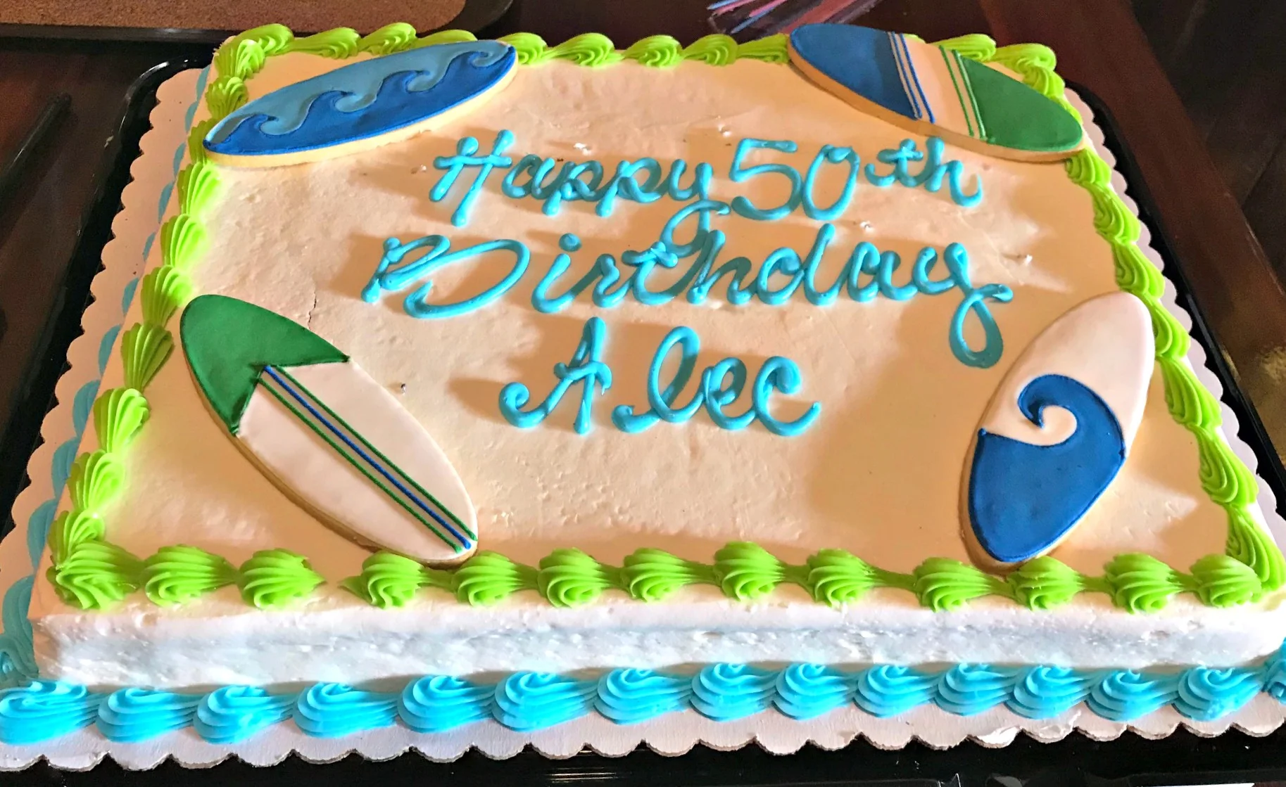 Alec’s Surf Cake