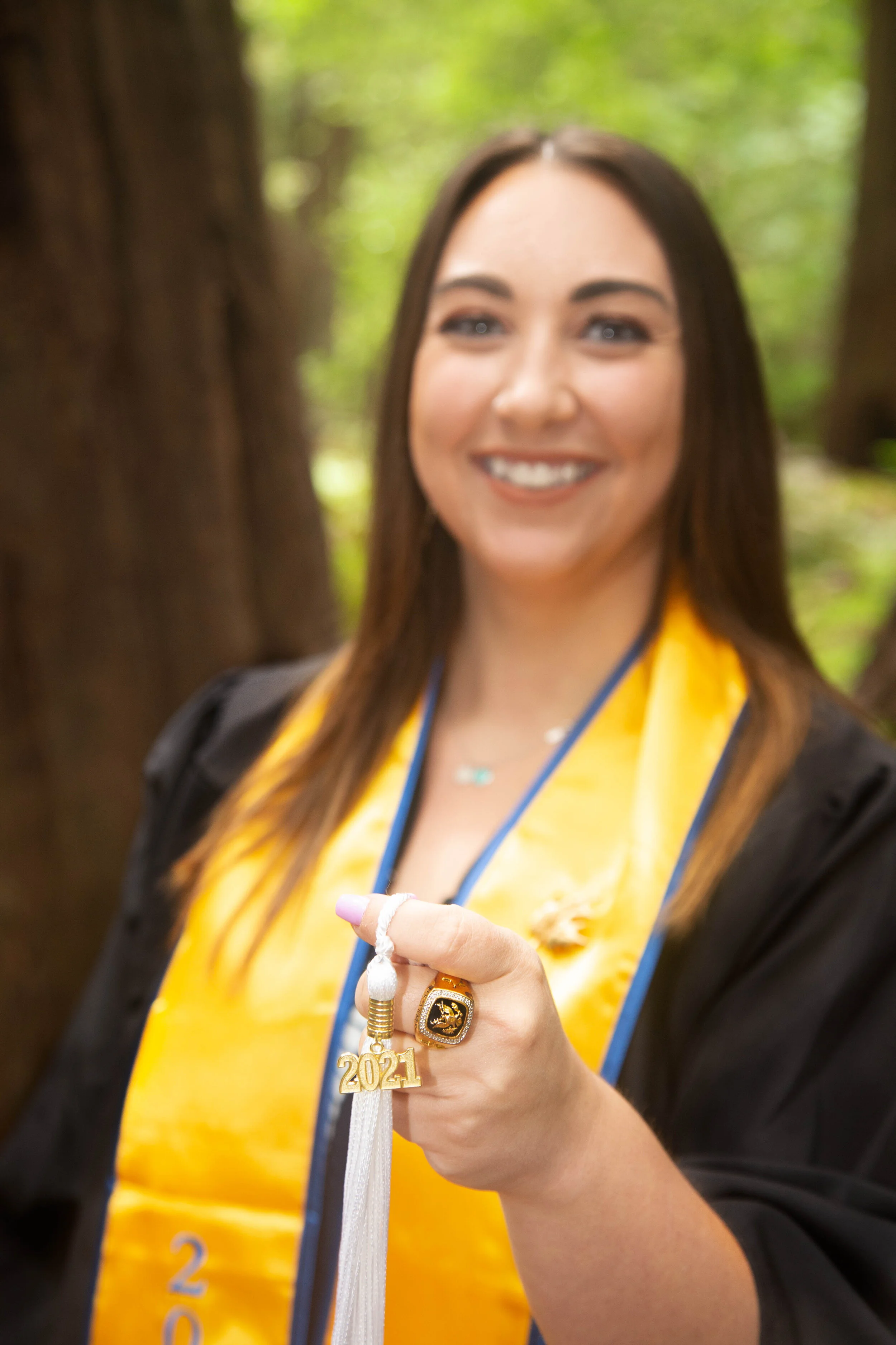 Halie_Grad-07.jpg