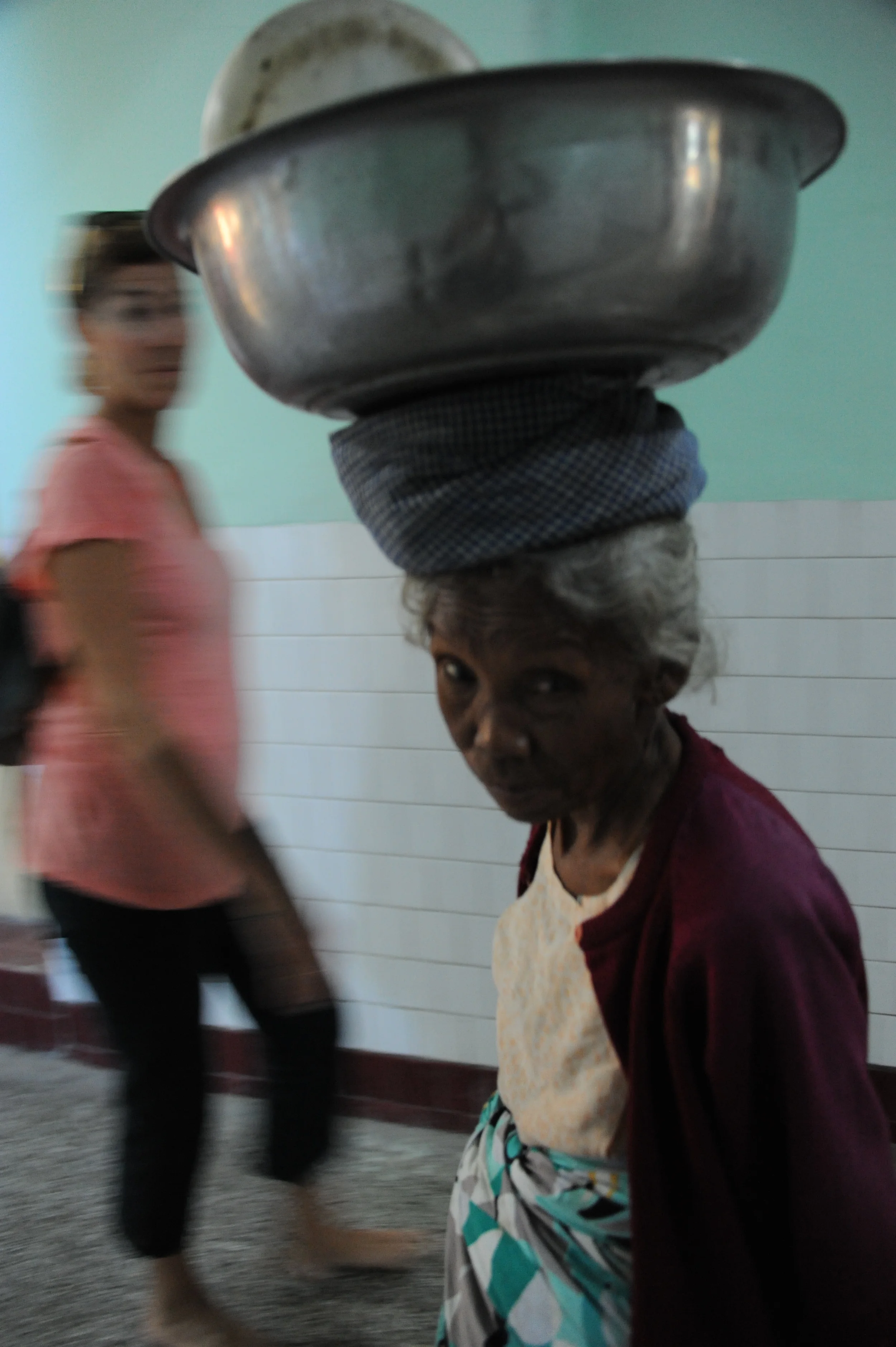 BURMA NOV 2011 2154.JPG