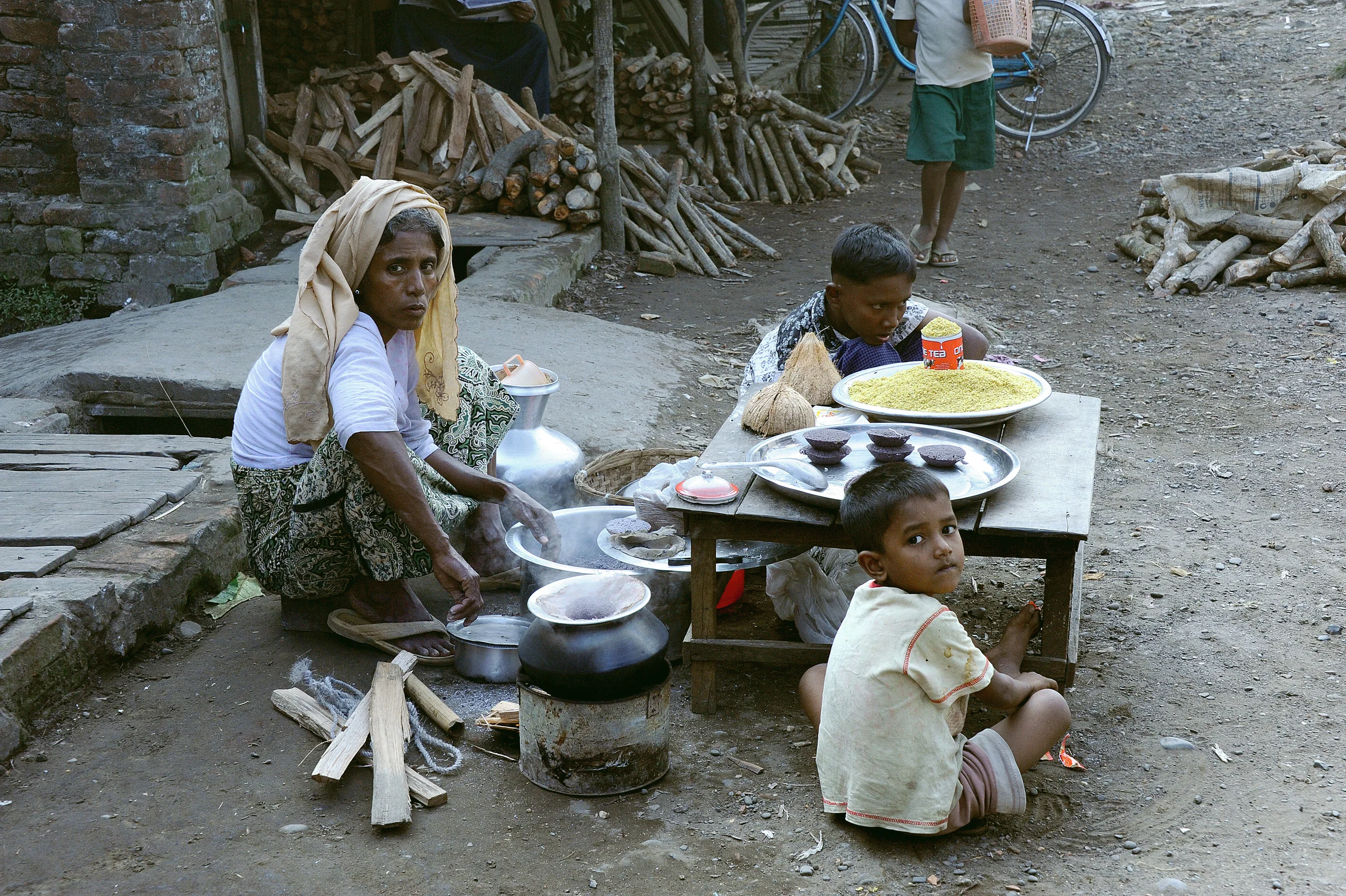 BURMA NOV 2011 149.jpg
