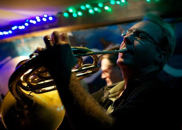 Tom V photo by chris Davis 2010.jpg