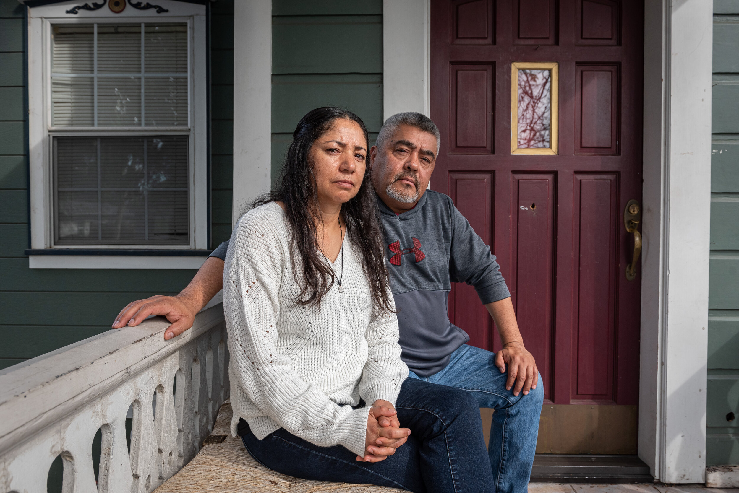  Maria Elena Hernandez and Roberto Araujo run a small cleaning business and live in the Olinder neighborhood with their 4 children. With no alerts, no warnings and no chance to save critical possessions, the Araujo family lost business equipment and 