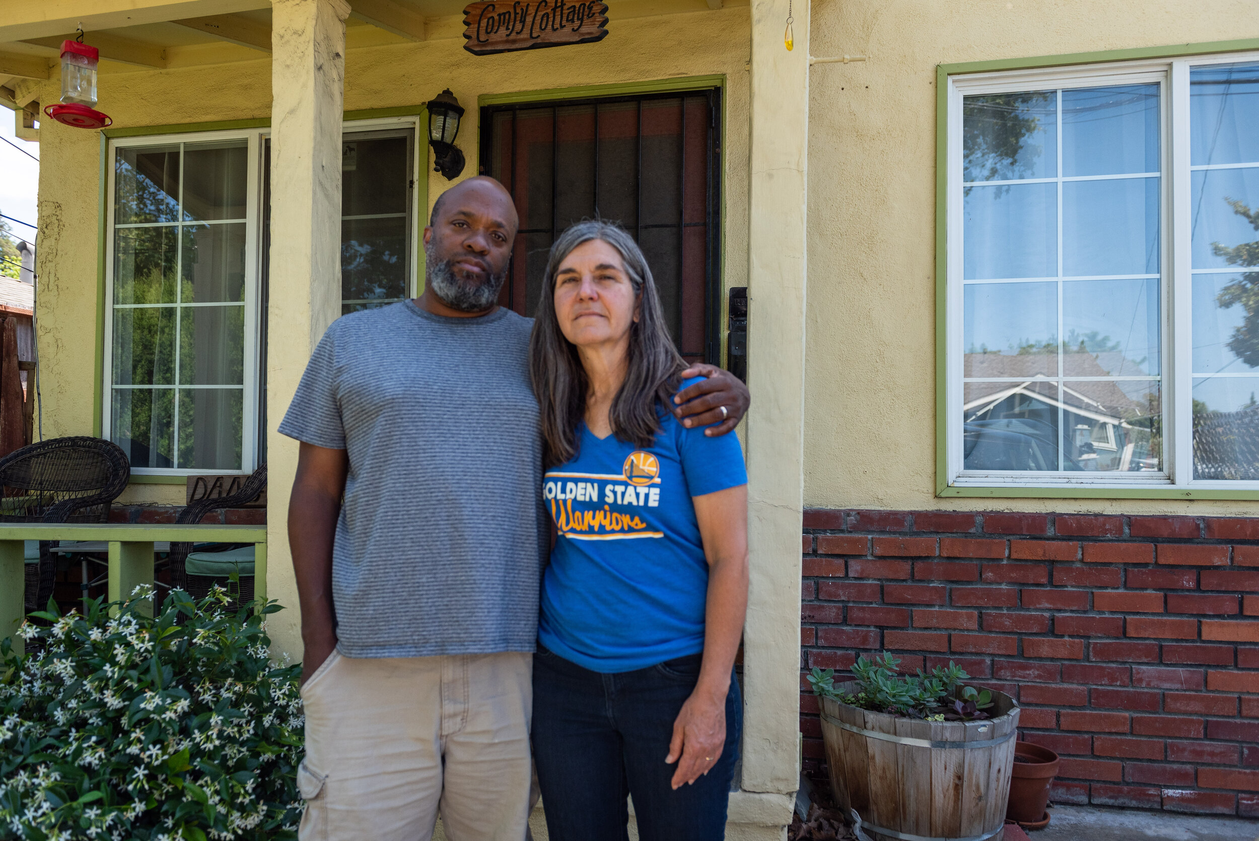  Mark and Robi McClure live not far from Maria and Gabriel Bravo. ”By 6pm, the day of the flood, the water was at our front door, there were cars floating on the street. Luckily, we had sand bags that prevented the water from coming into the house. B