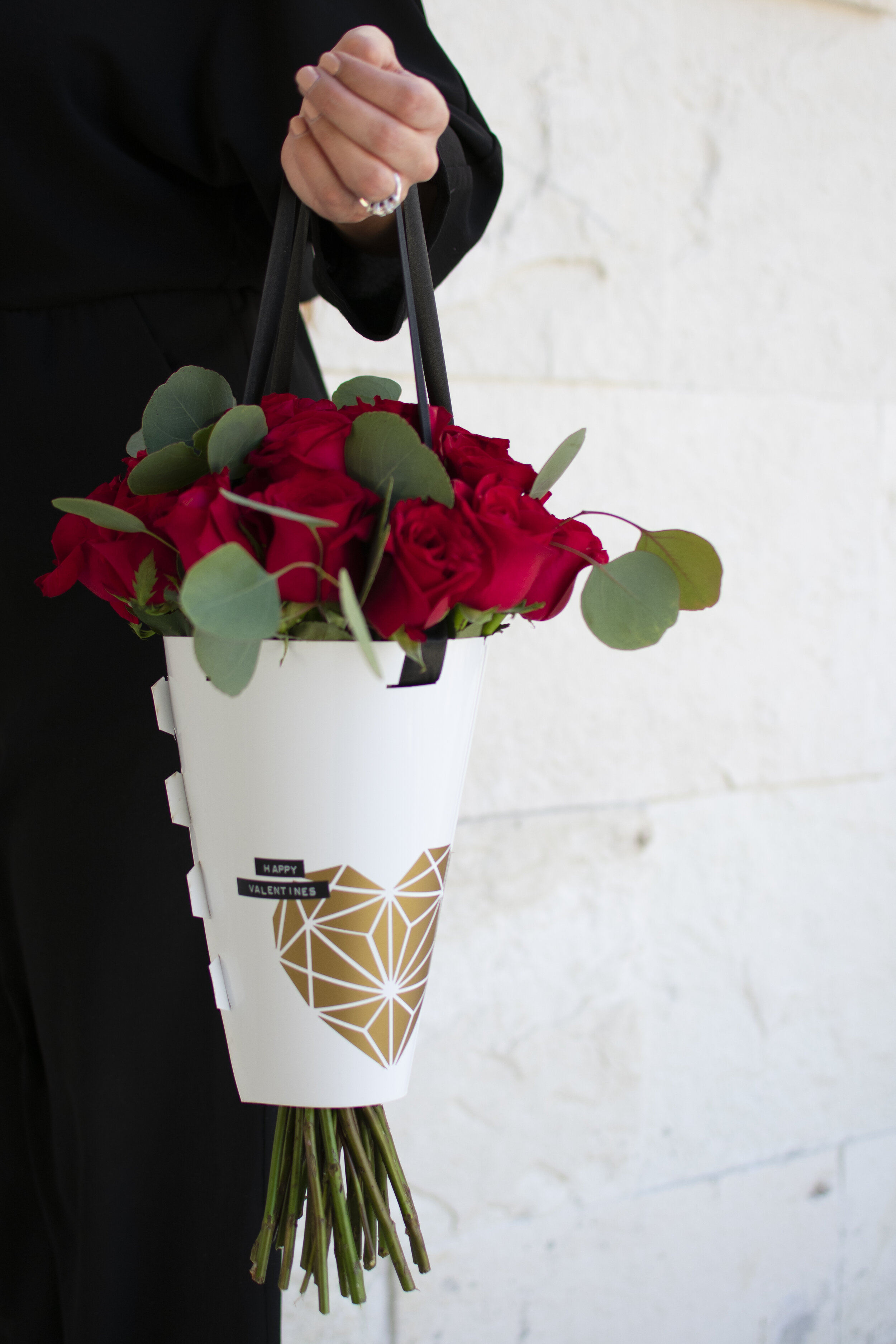 HANDHELD BOUQUET