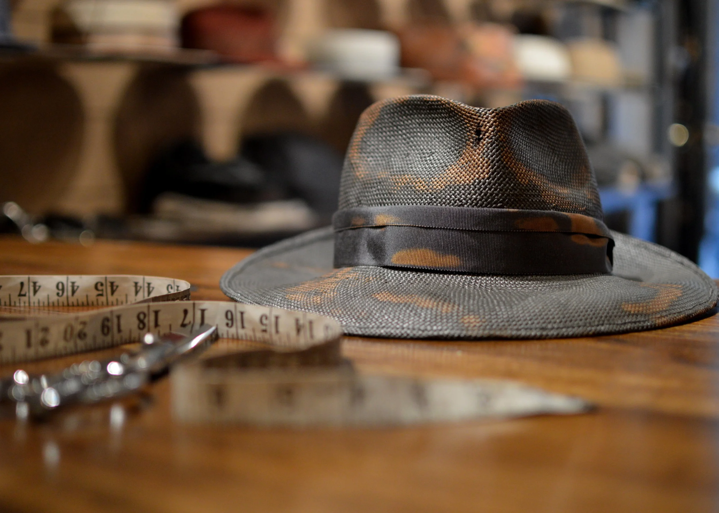 Distressed fedora in charcoal glazed toyo - Distressed fedora in charcoal glazed toyo
