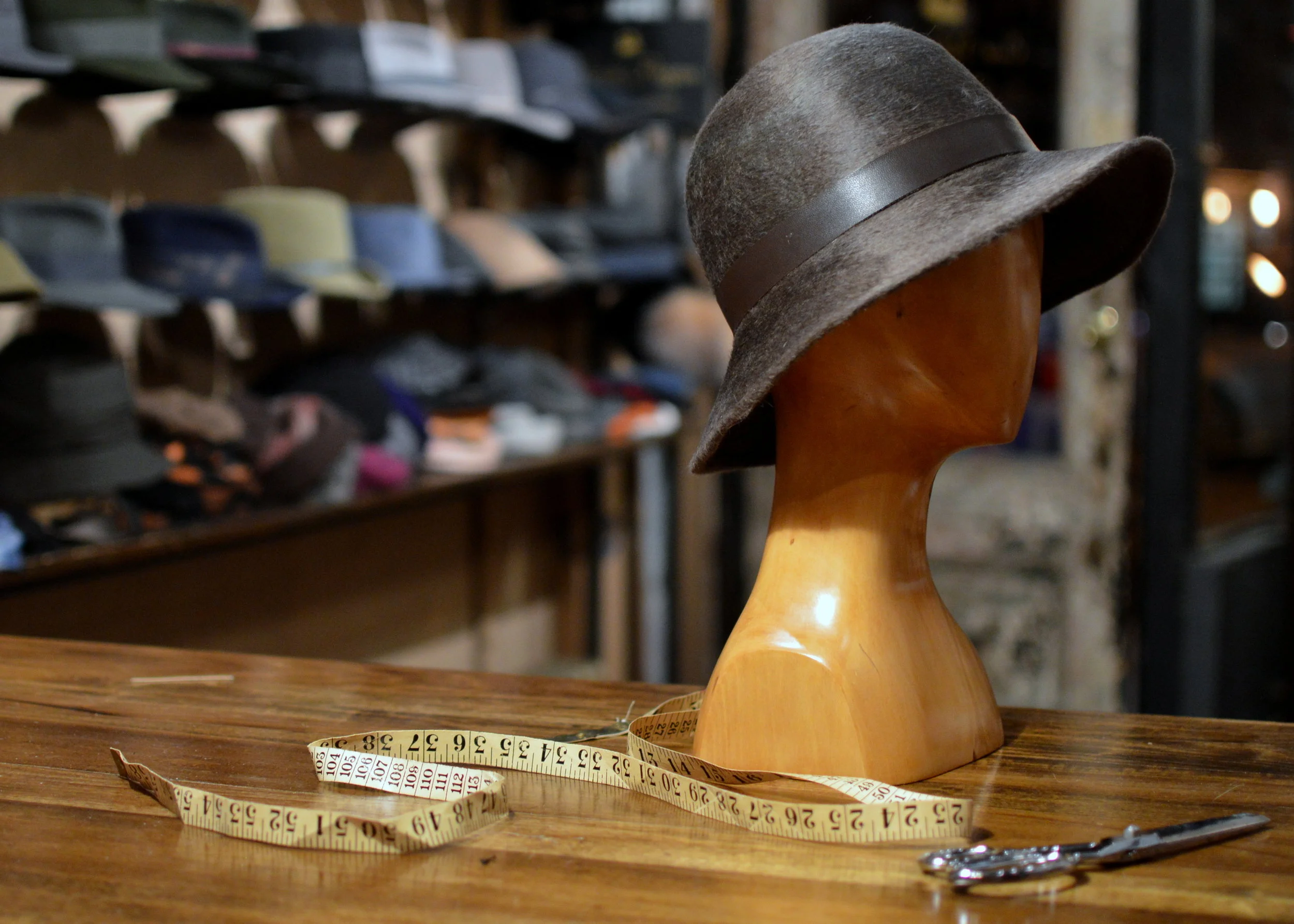 Beaver finish fur felt hat, perfect for the rain.