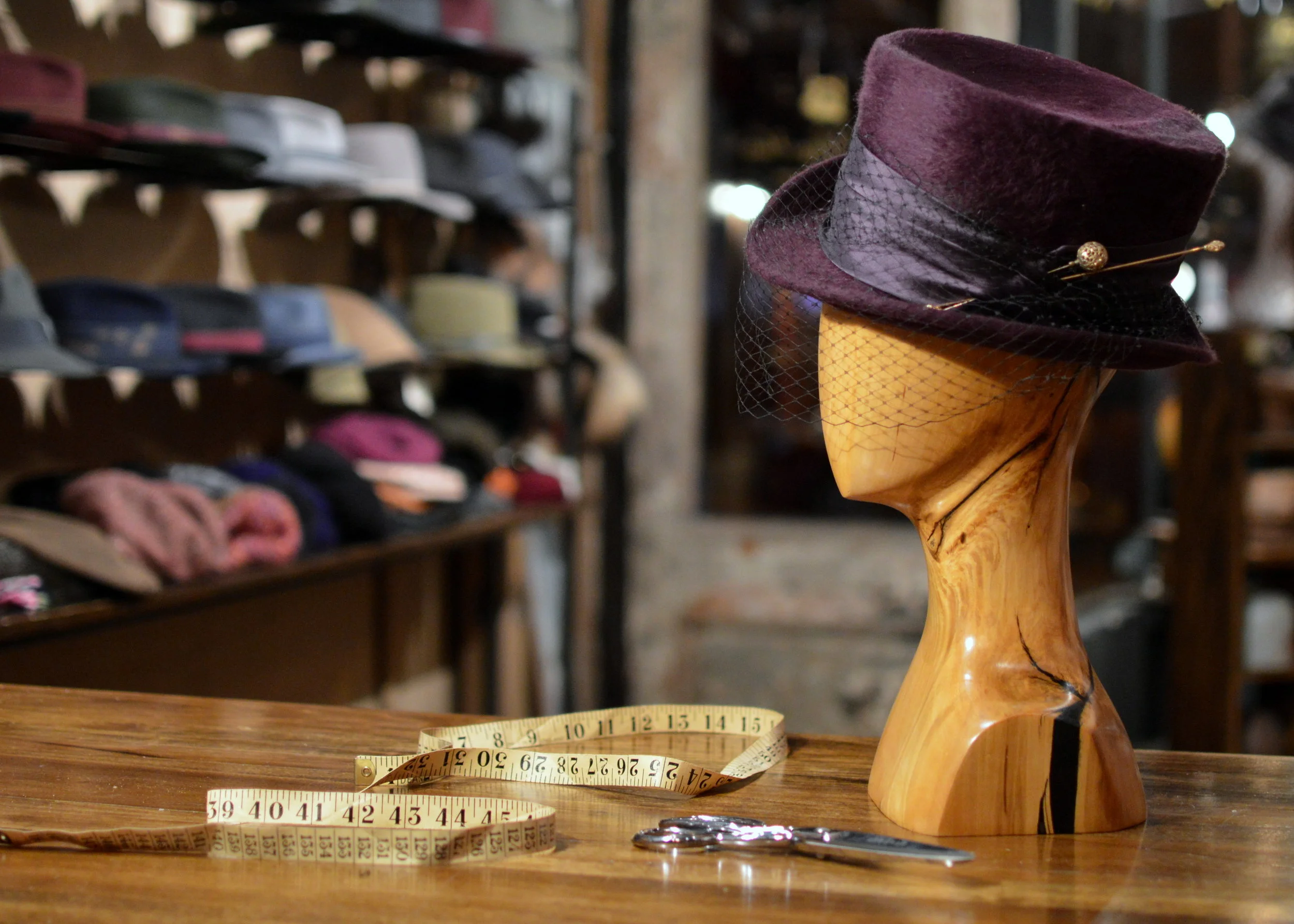 The Cabaret Top Hat is made in a luxurious fur felt with silk ribbon and veiling
