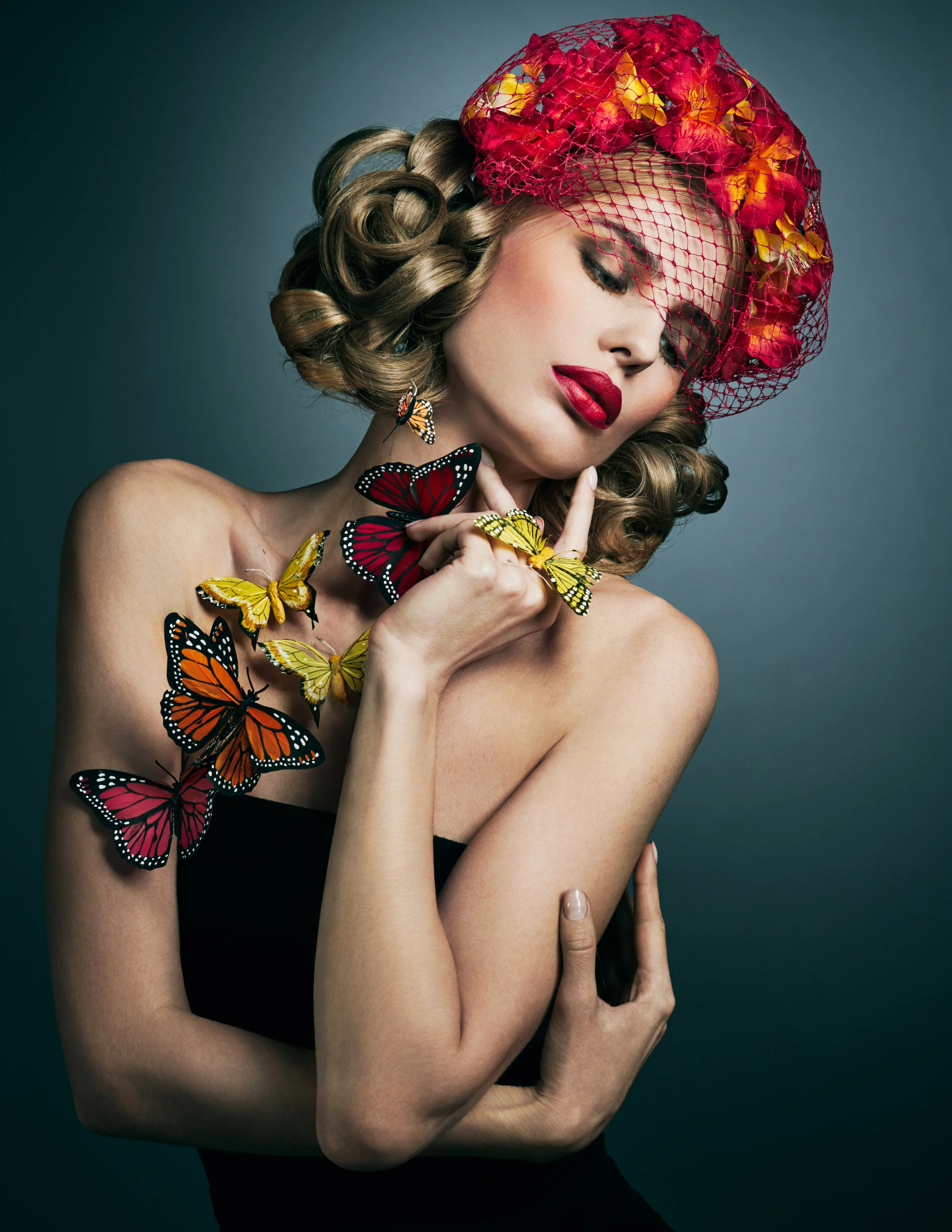 Floral fascinator