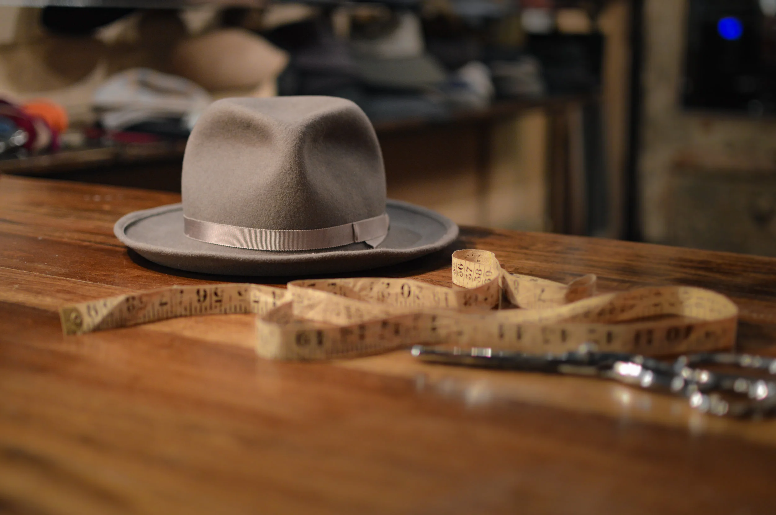 Daniel Fedora Mink - A tall pinched fedora in grey with even upturned brim