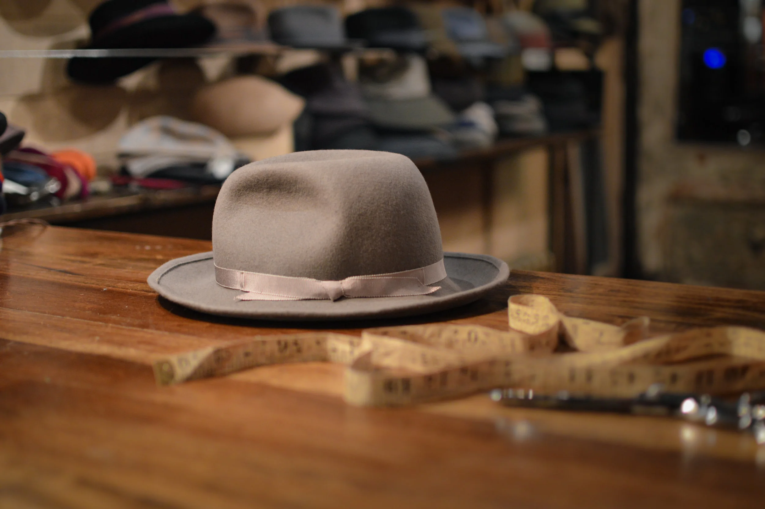 Daniel Fedora Mink - A tall pinched fedora in grey with even upturned brim