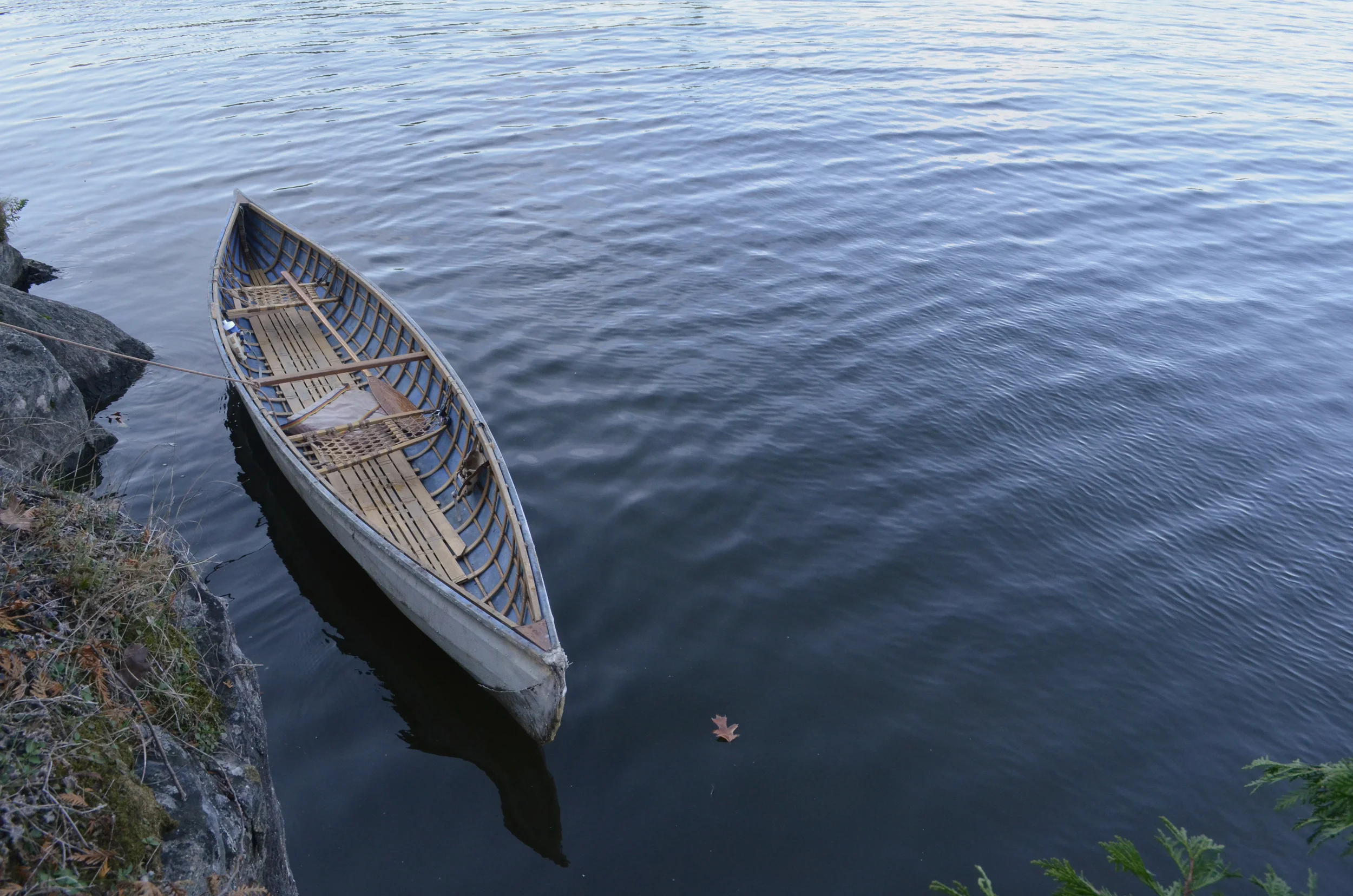 6c) wood canoe.JPG
