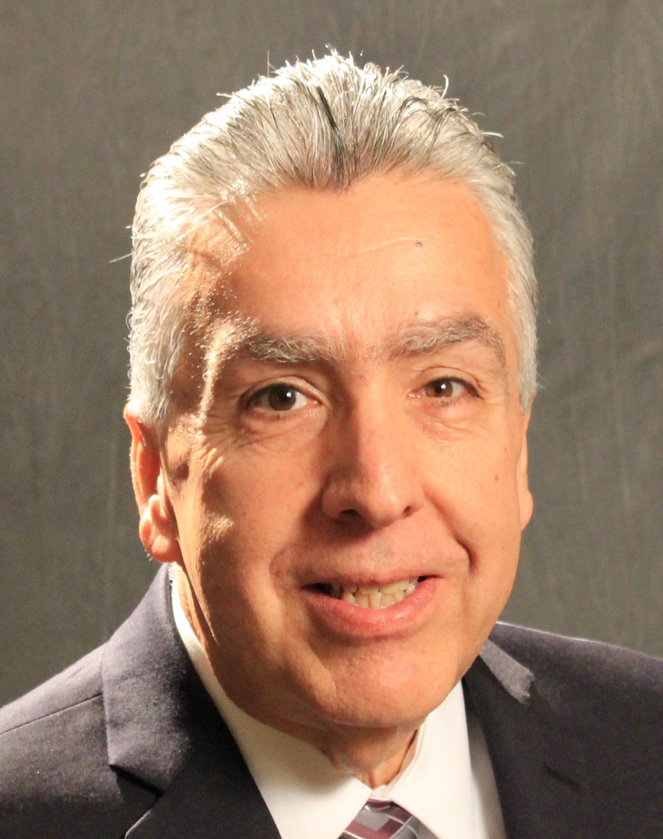 Ruben Saenz Headshot.jpeg