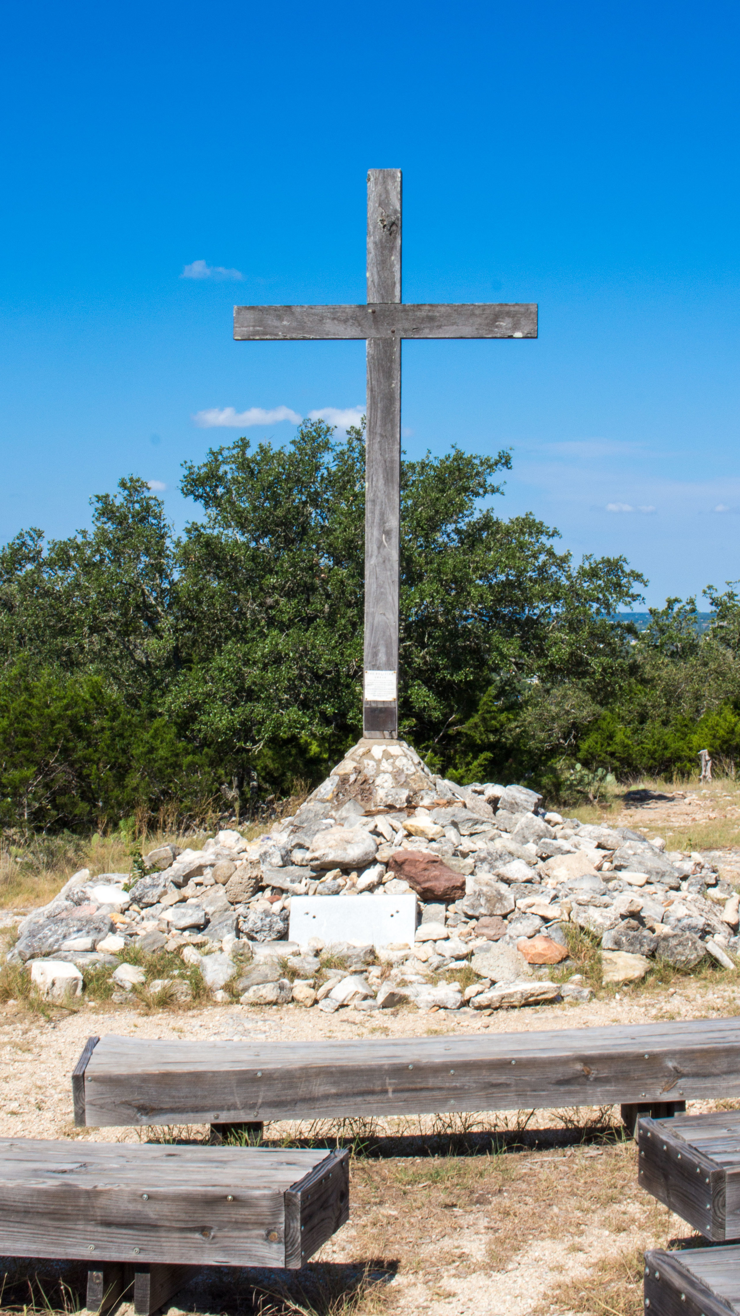 Bolivian Cross at Mount Wesley 20150825 3.jpg