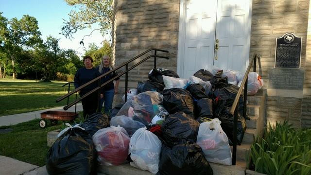 Centerpint UMC Adventist Disaster Clothing Drive pickup8.jpg