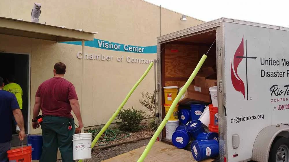 Flood-Bucket-Delivery-Aransas-Pass-Chamber---Credit-Beth-Tatum.jpg