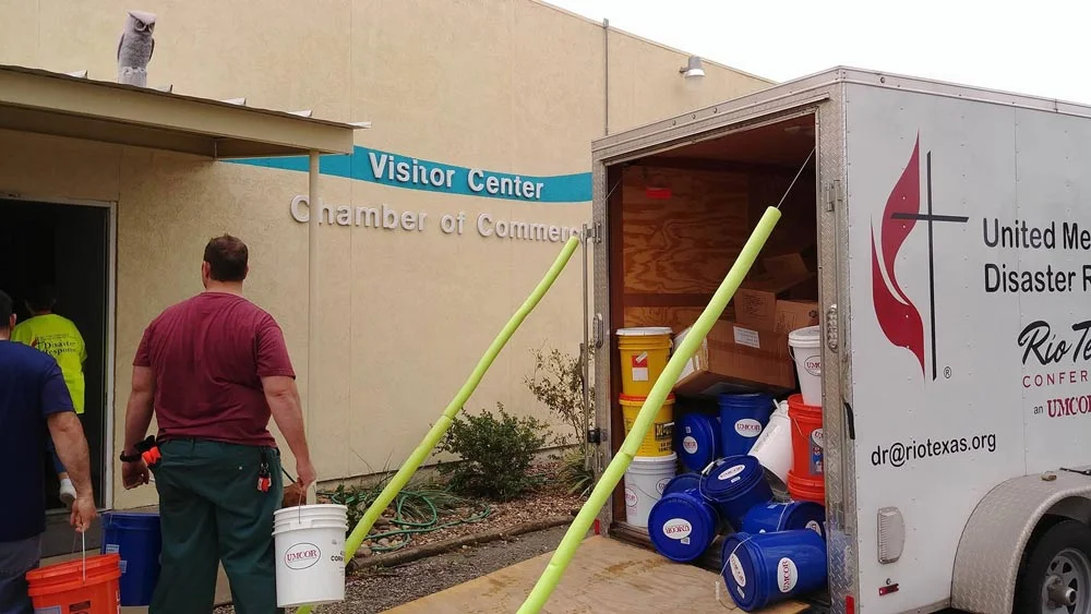Flood-Bucket-Delivery-Aransas-Pass-Chamber---Credit-Beth-Tatum.jpg