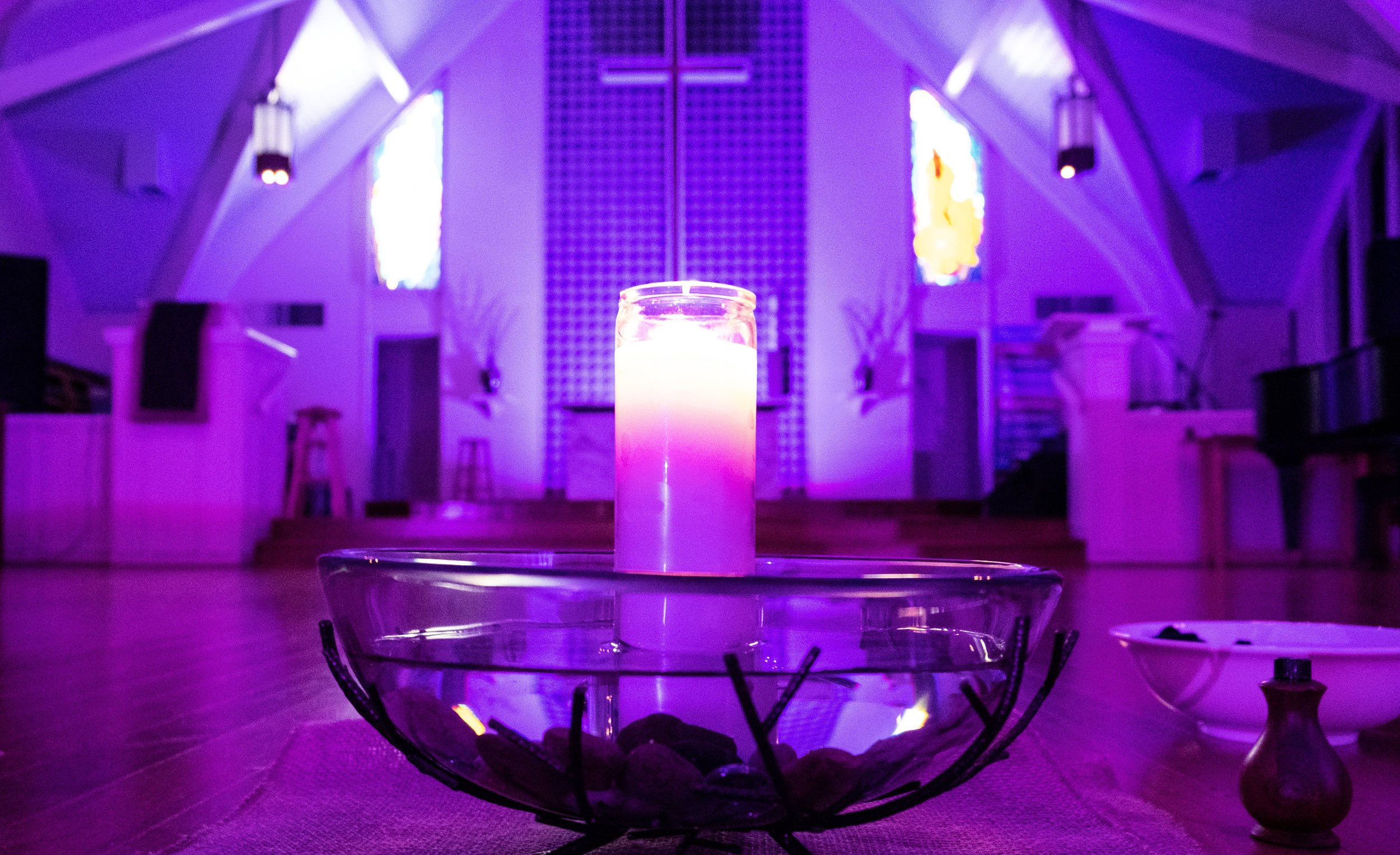  Texas State students receive and share ashes during Ash Wednesday worship at the United Campus Ministry.&nbsp; Photo credit: Tania Zapien 